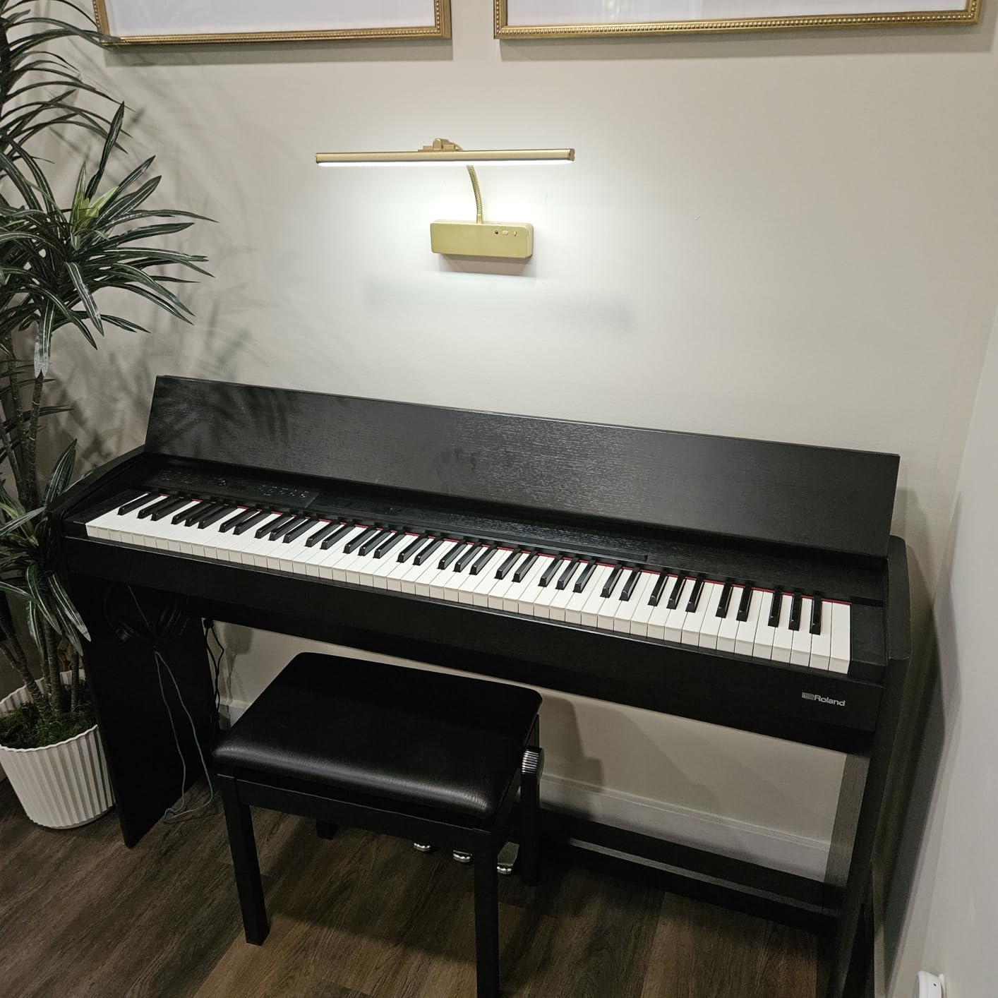 Roland F701-LA Digital Piano | The streamlined piano for the modern home customer photo 1