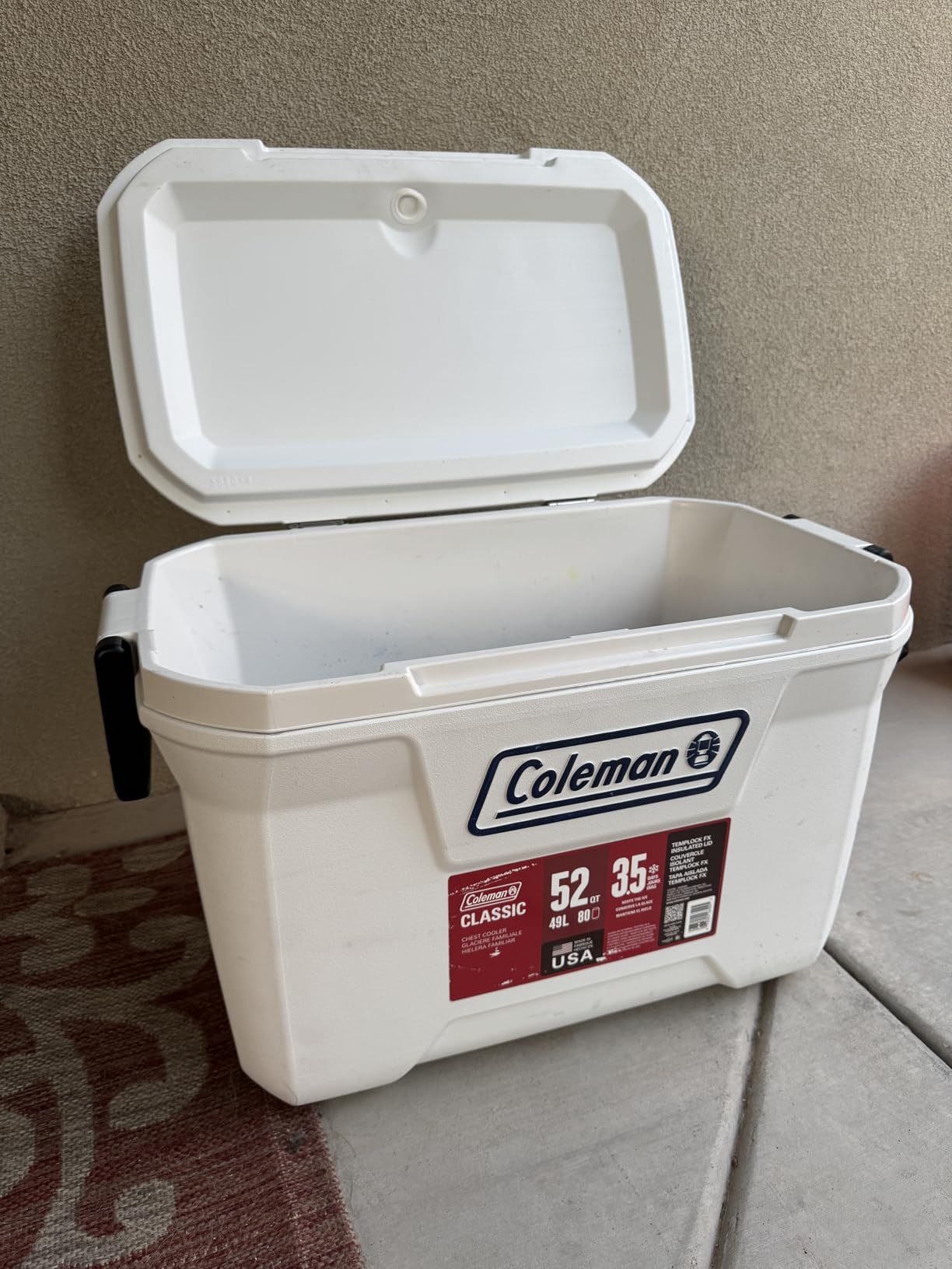 Coleman Marine Cooler with Fully Insulated UV Guard Lid & Body, Keeps Ice for 3+ Days, Great for Boating & Fishing, 52qt/100qt Wheeled/120qt Options customer photo 1
