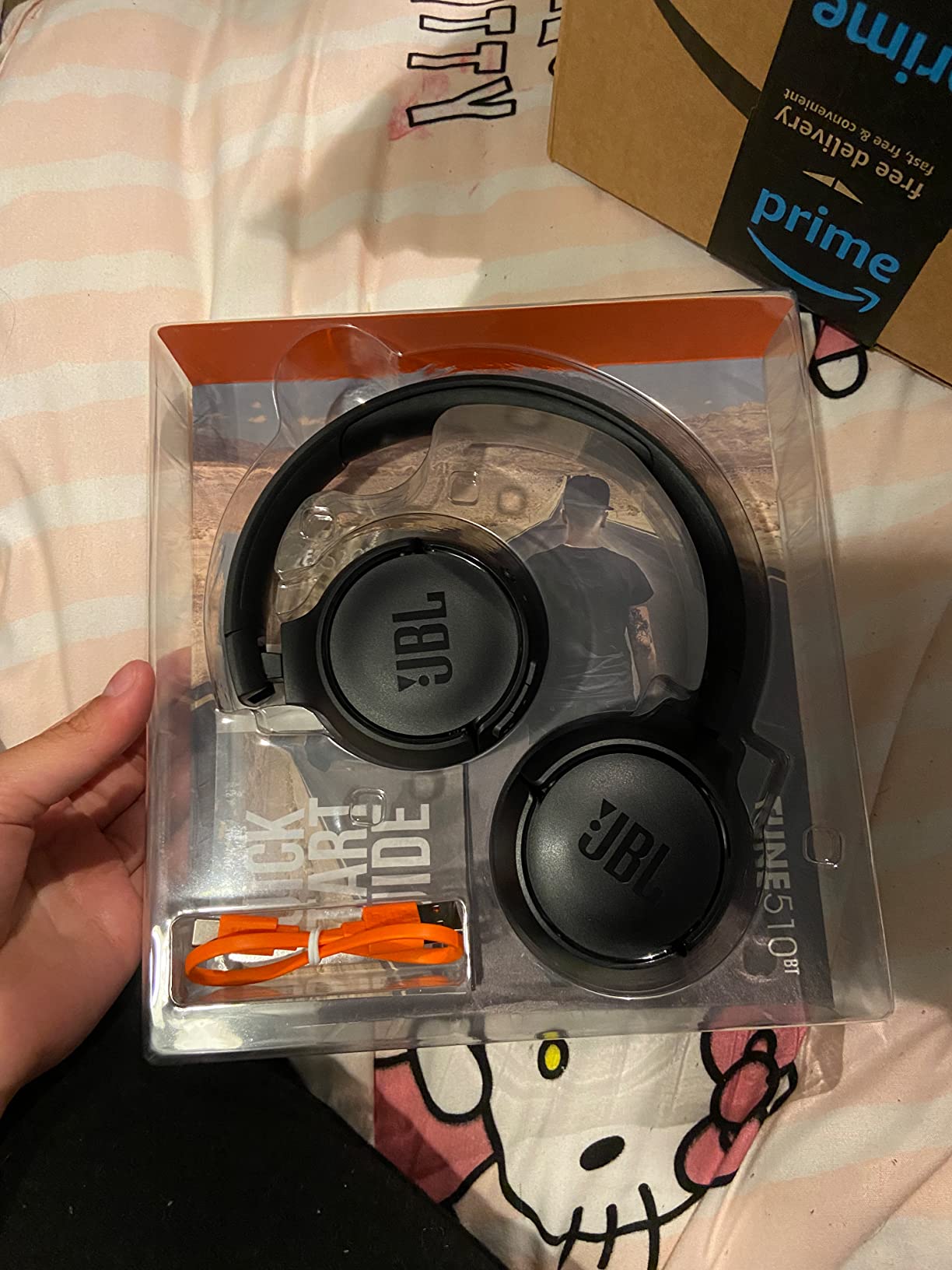 JBL Tune 510BT: Wireless On-Ear Headphones with Purebass Sound - Black customer photo 2