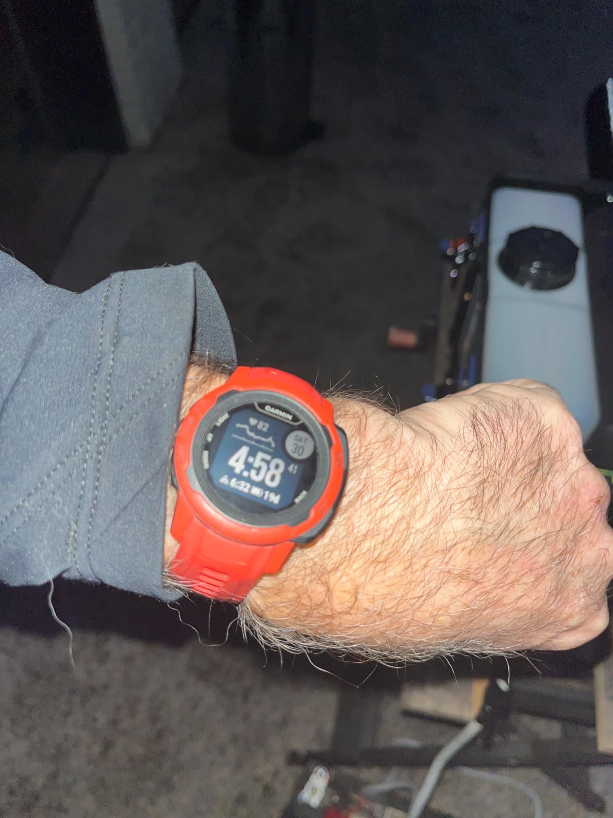 Garmin Approach S12, Easy-to-Use GPS Golf Watch, 42k+ Preloaded Courses, Black customer photo 1