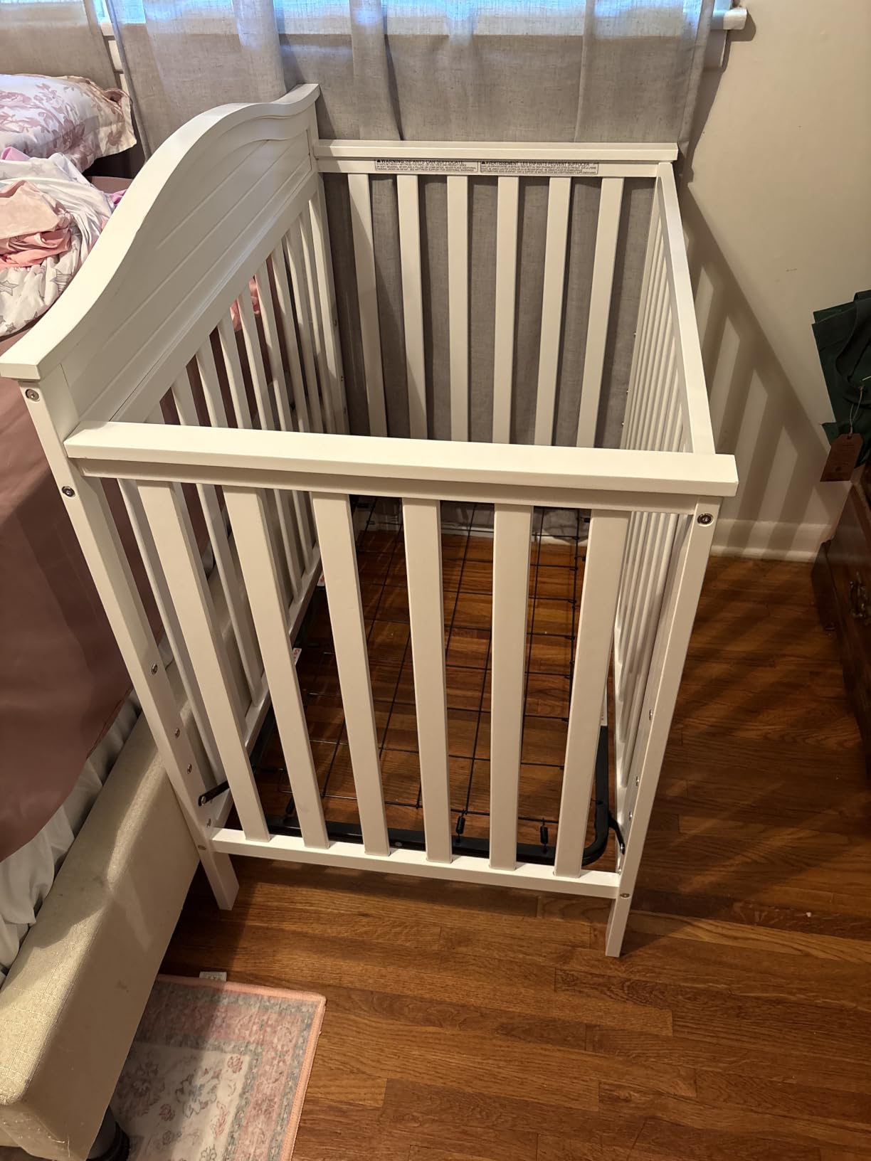 Graco Stella 4-in-1 Convertible Mini Crib with Bonus Mattress, Pebble Gray | GREENGUARD Gold Certified, Converts to Daybed and Twin-Size Bed, 2.75-in Mini Crib Mattress Included, Ideal for Small Spaces customer photo 2
