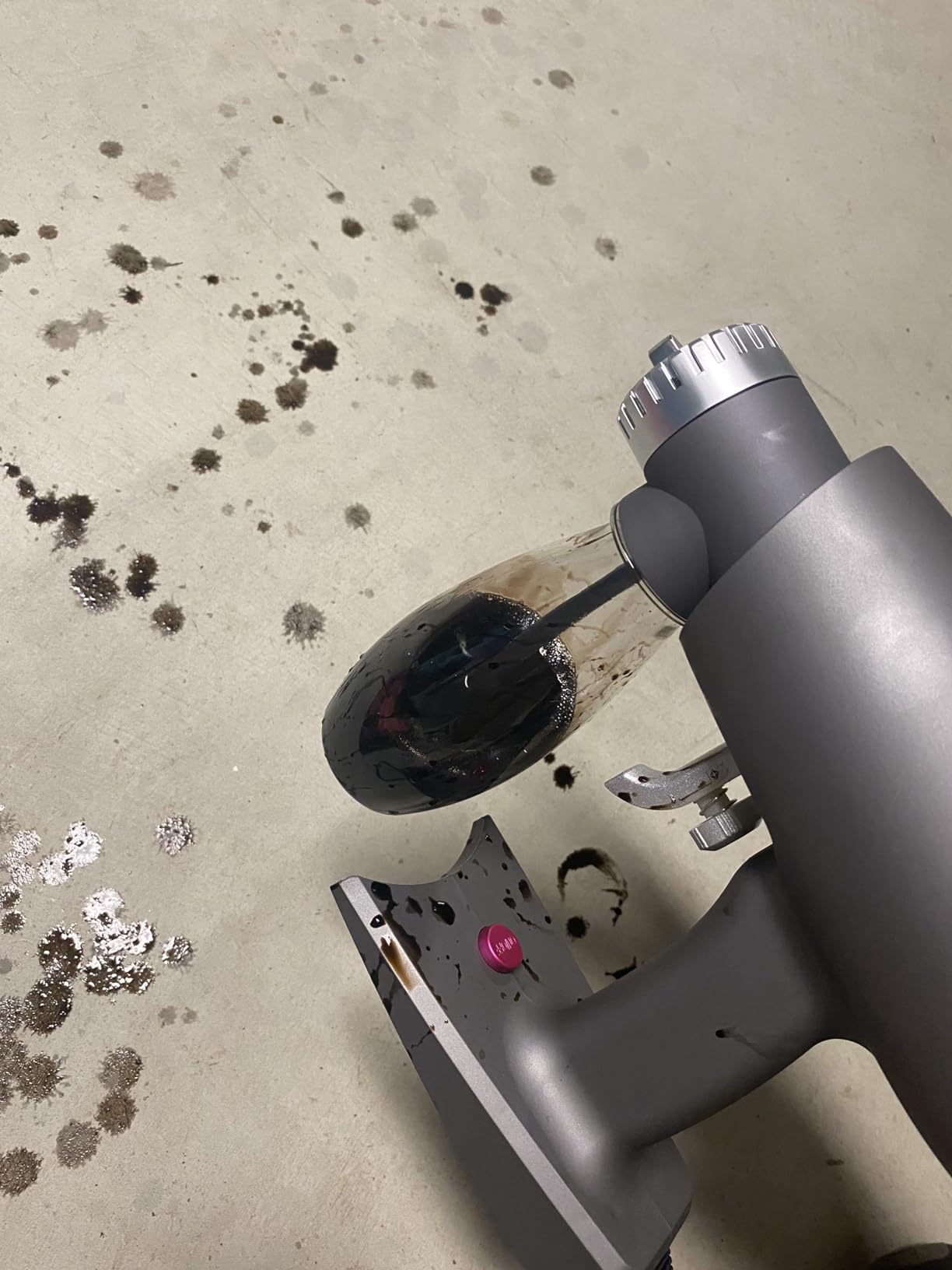 Norvell Oasis Spray Tan Machine and Gun with Cosmo Tanning Solution 8 floz customer photo 2