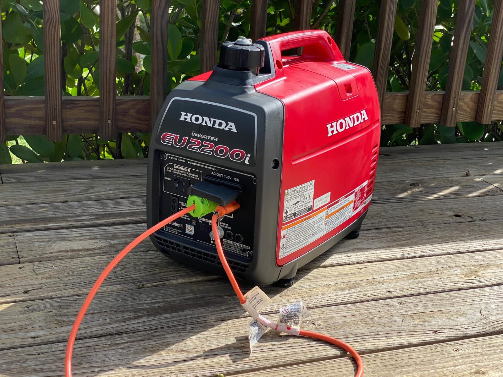 Honda EU2200i 2200 Watt Inverter Generator (EU2200ITAN) | Super Quiet 120V Gas Powered Portable Generator for Camping or Home Backup Power Supply, Up to 8.1 Hour Run Time customer photo 1