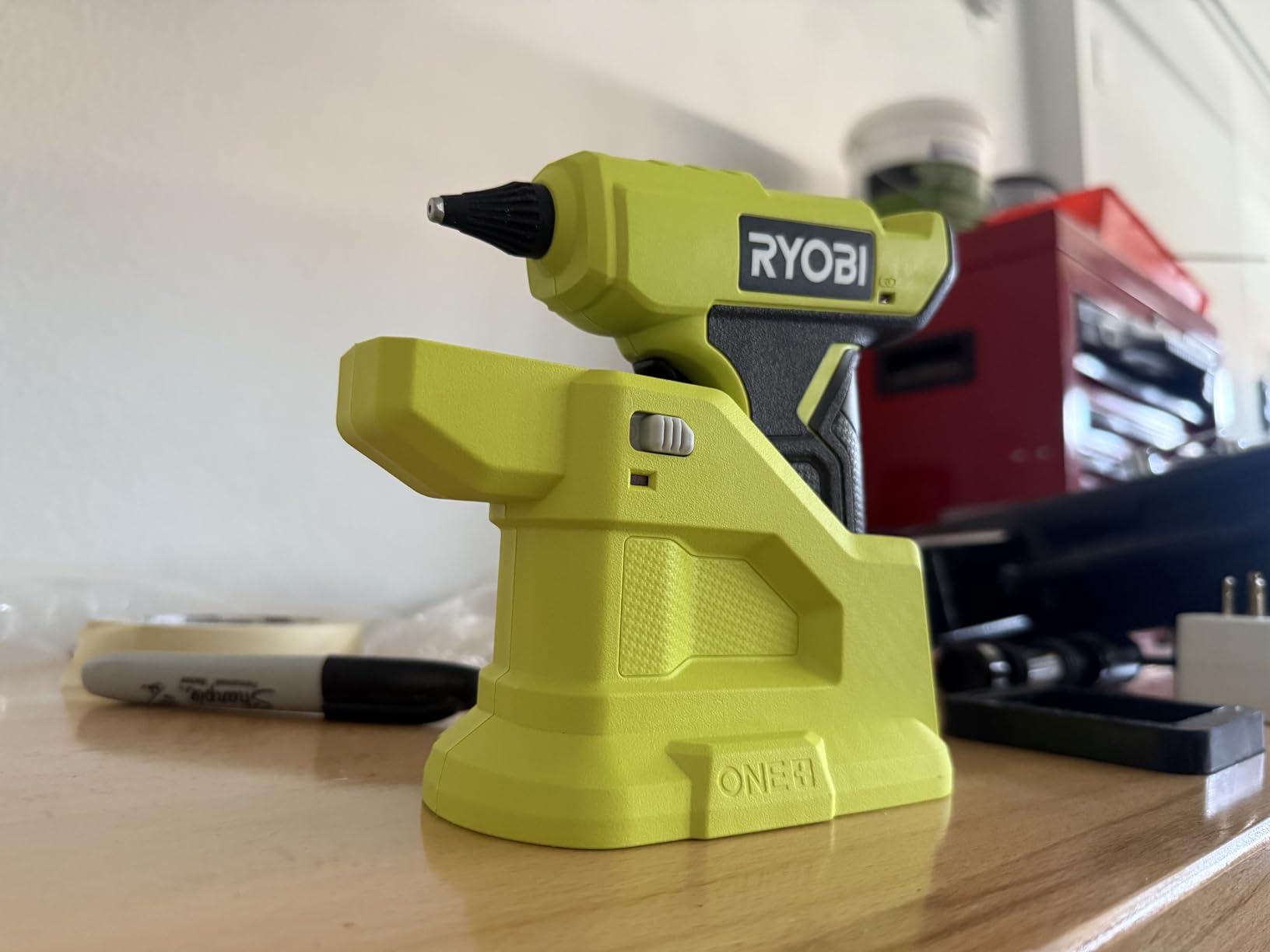 Ryobi RGLM18-0 18V ONE+ Cordless Mini Glue Gun (Bare Tool), Green customer photo 1