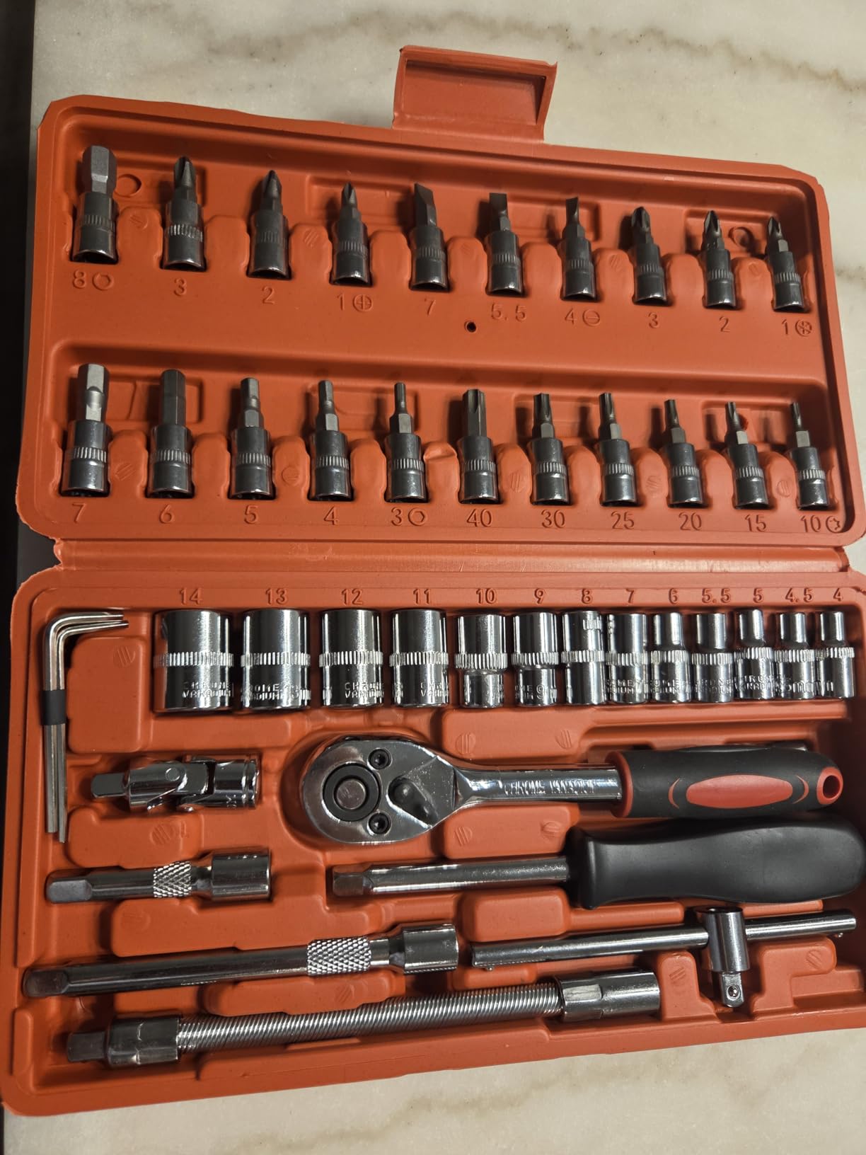 Egofine 46 Pieces 1/4 inch Drive Socket Ratchet Wrench Set, with Bit Socket Set Metric and Extension Bar for Auto Repairing and Household, with Storage Case customer photo 1