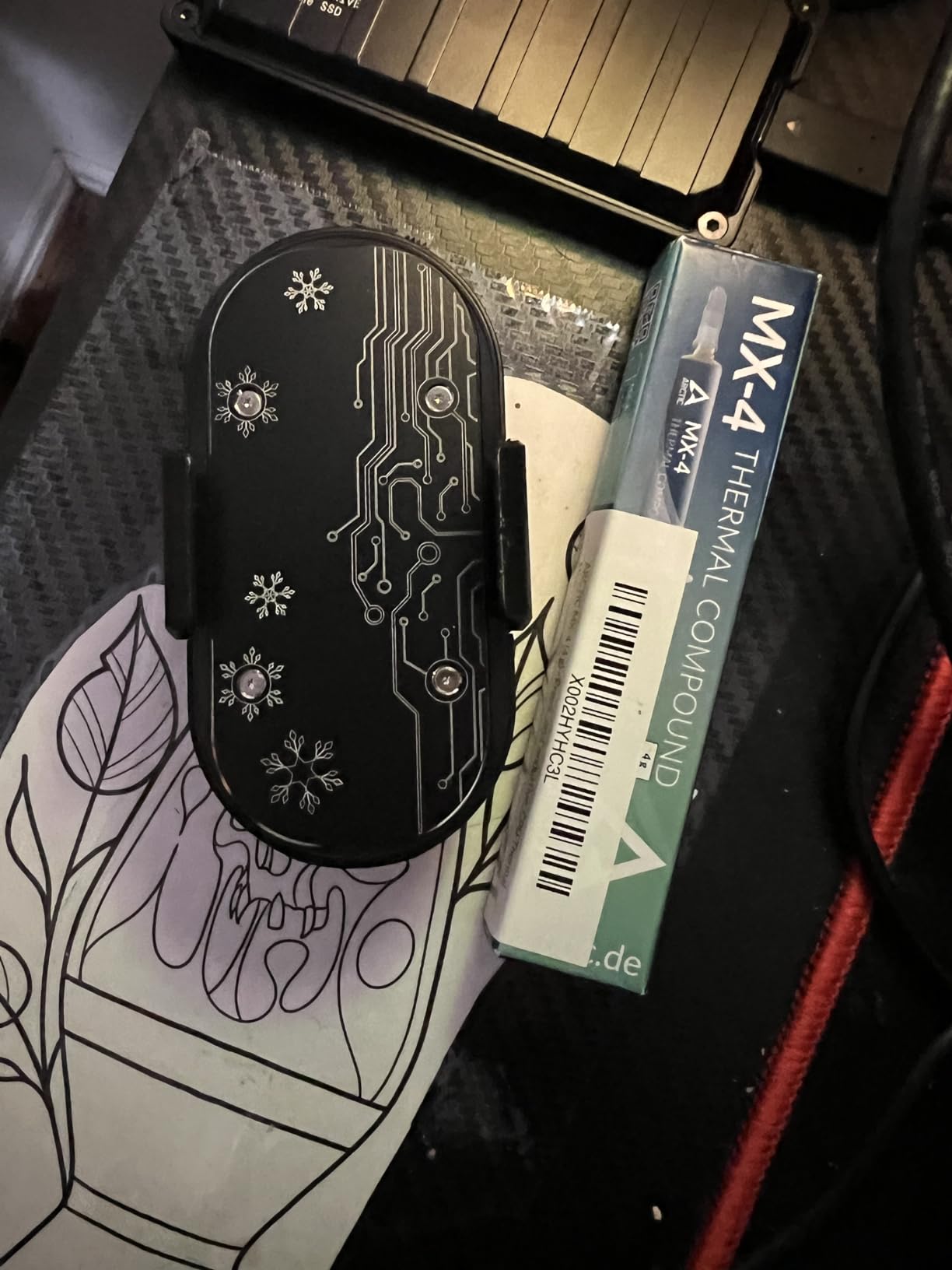 NEVEIKA Plug-in Phone Cooler, Cellphone Radiator with Dual Semi-Conductor Cooling Chip, Mobile Phones with a Width of 6 to 7.5cm for Tiktok Live Streaming, Outdoor Vlog, Mobile Gaming. customer photo 2