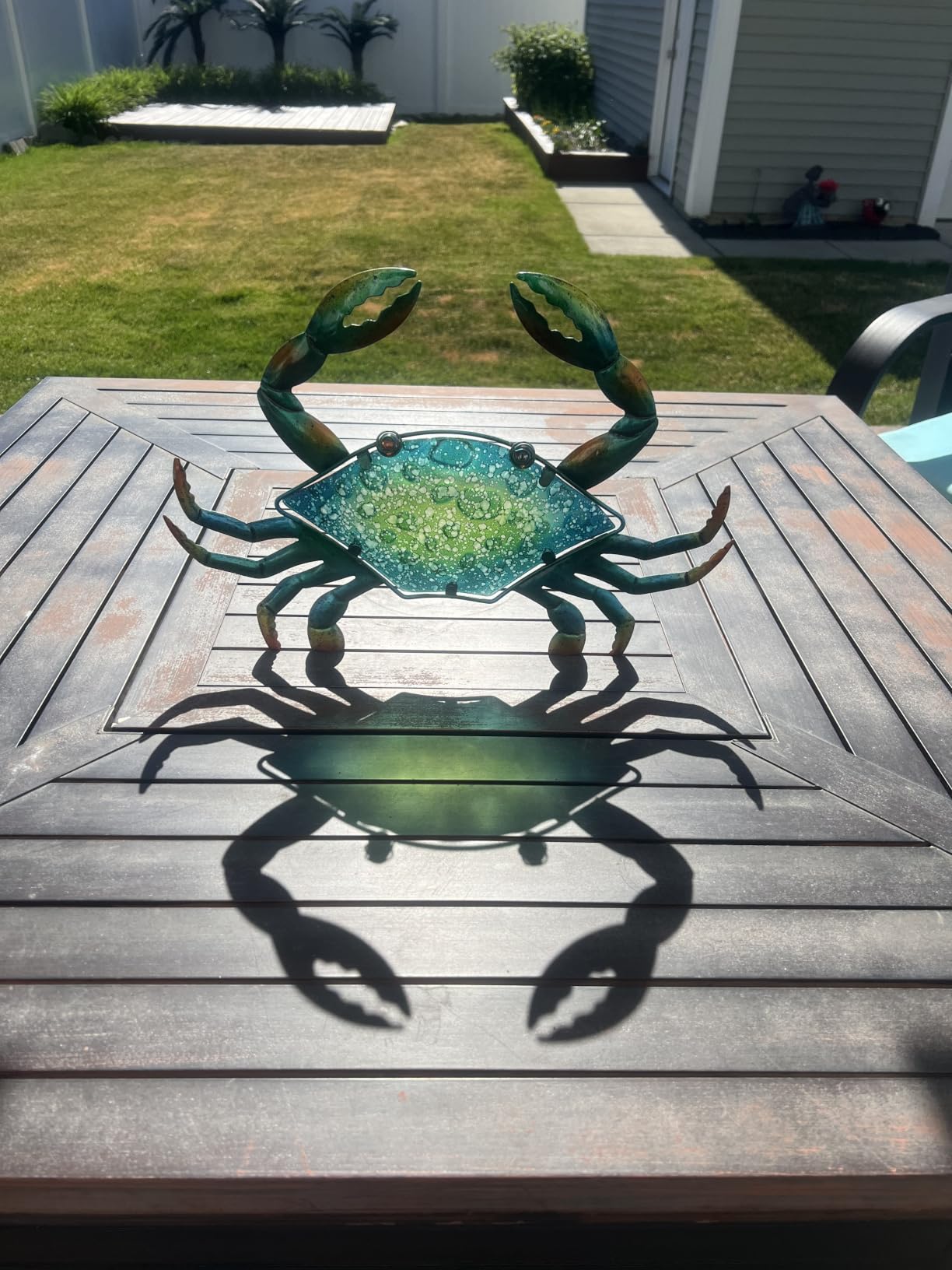 JOYBee 17.2Inch Large Metal Crab Wall Art Decor, Decoration for Outdoor Indoor, Nautical Hanging Art Blue Green Stained Glass with Metal for Garden Pool Patio Balcony Kitchen or Bathroom customer photo 1