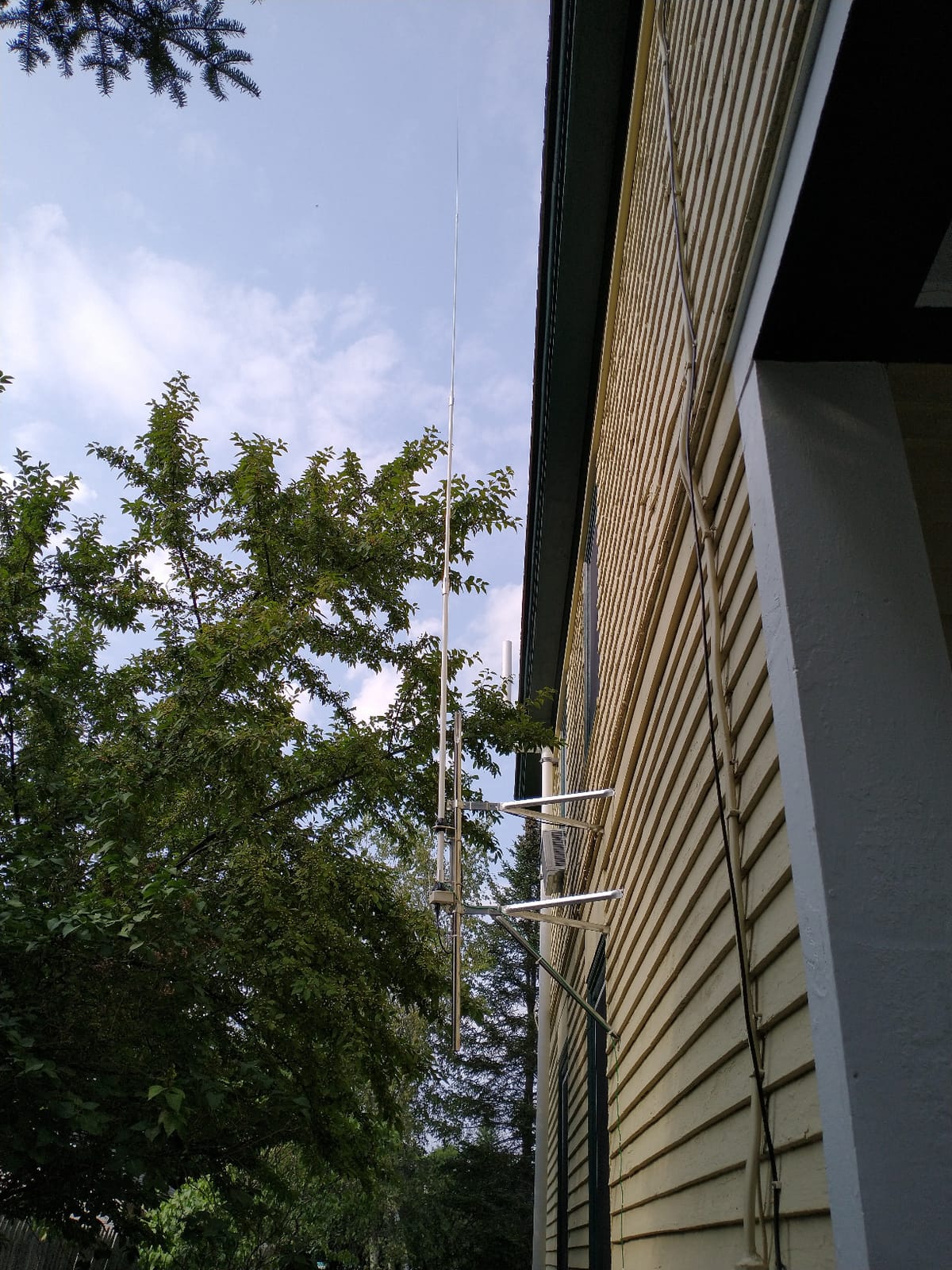 Harvest Taurus JN-316 HF/6M 3.5-57MHz Fiberglass Base Antenna customer photo 1