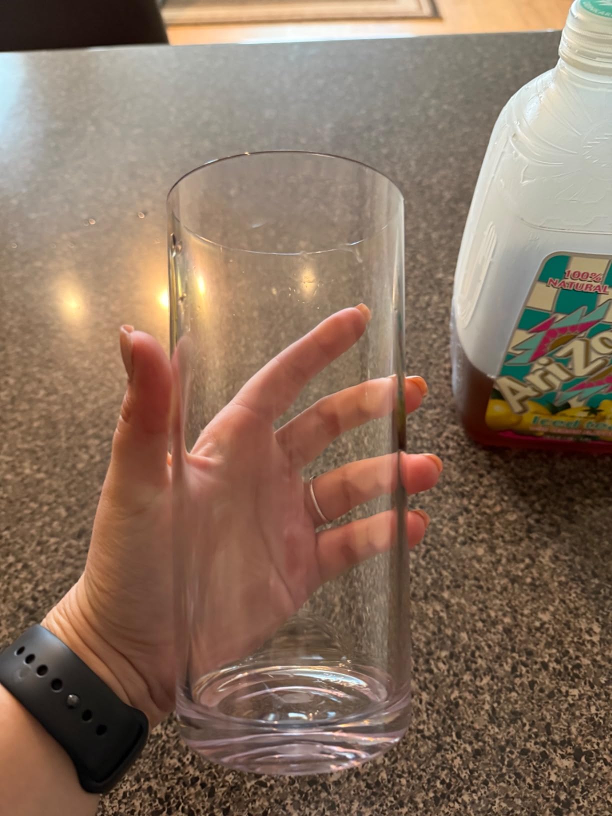 Zulay Kitchen Plastic Drinking Glasses (Set of 8) - Mixed 16oz & 12oz Acrylic Shatterproof Cups for Home, Kitchen & Outdoors - Crystal Clear Glass Look - BPA & Lead-Free - Top-Rack Dishwasher Safe customer photo 2