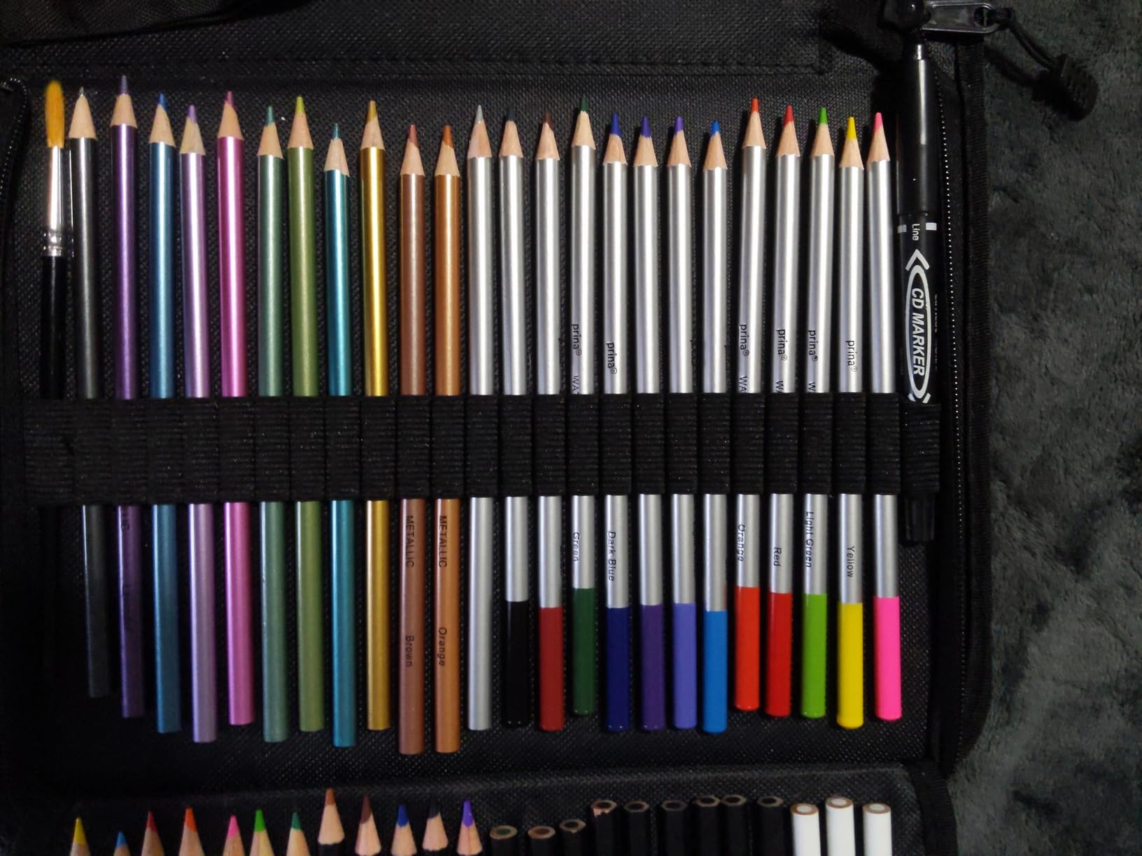 76 Pack Drawing Set Sketching Kit, Pro Art Supplies with 3-Color Sketchbook customer photo 1