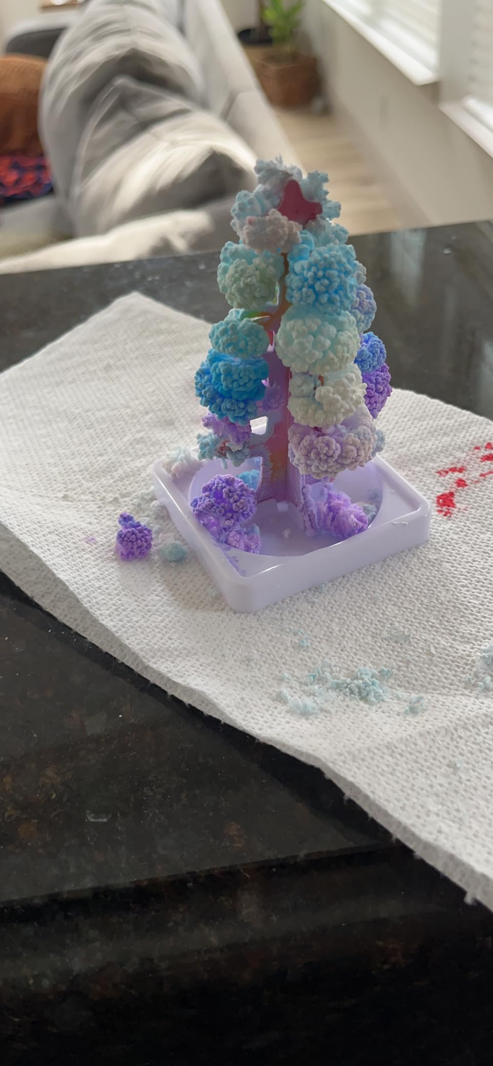 National Geographic Amazing Chemistry Set with 100+ Experiments Ages 8-12 | Crystal Growing, Chemical Reactions, STEM Projects, Hands-On Science Experiments, Science Kit, Birthday Gift customer photo 1