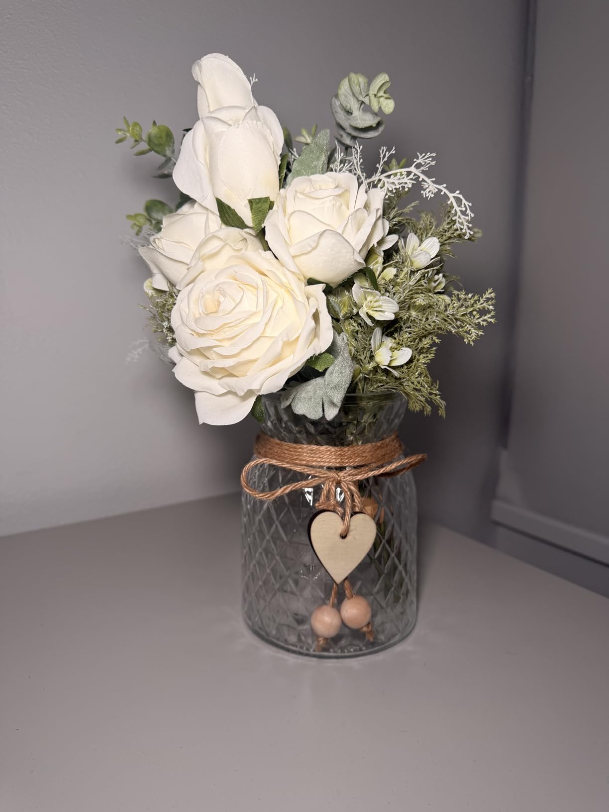 YJ Fake Flowers with Vase, Silk Roses Artificial Flowers in Vase, Faux Flower Plant Arrangement Suitable for Home Office Decoration, Dining Table Centerpiece(White) customer photo 2