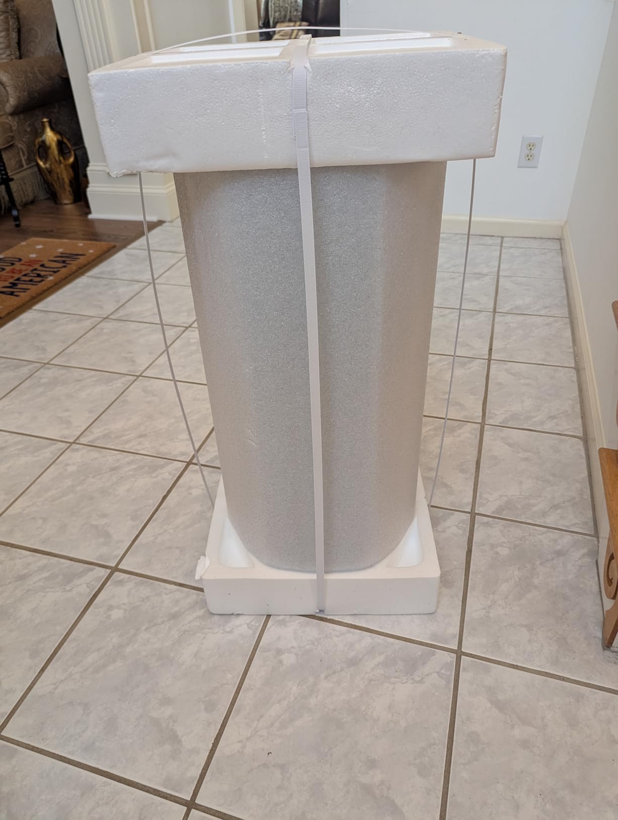 Displays2go Hexagon Riser Pedestal, 30-inch Tall, Black | Display Pedestal, Laminated Particle Board, SMHEXPD30BLK customer photo 2
