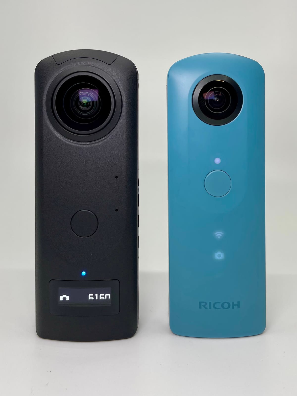 Ricoh Theta Z1 51GB Black 360 Degree Camera, Two 1.0-inch Back-Illuminated CMOS sensors, Increased 51GB Internal Memory, 23MP Images, 4K Video with Image stabilization, HDR, High-Speed Wireless Transfer customer photo 1