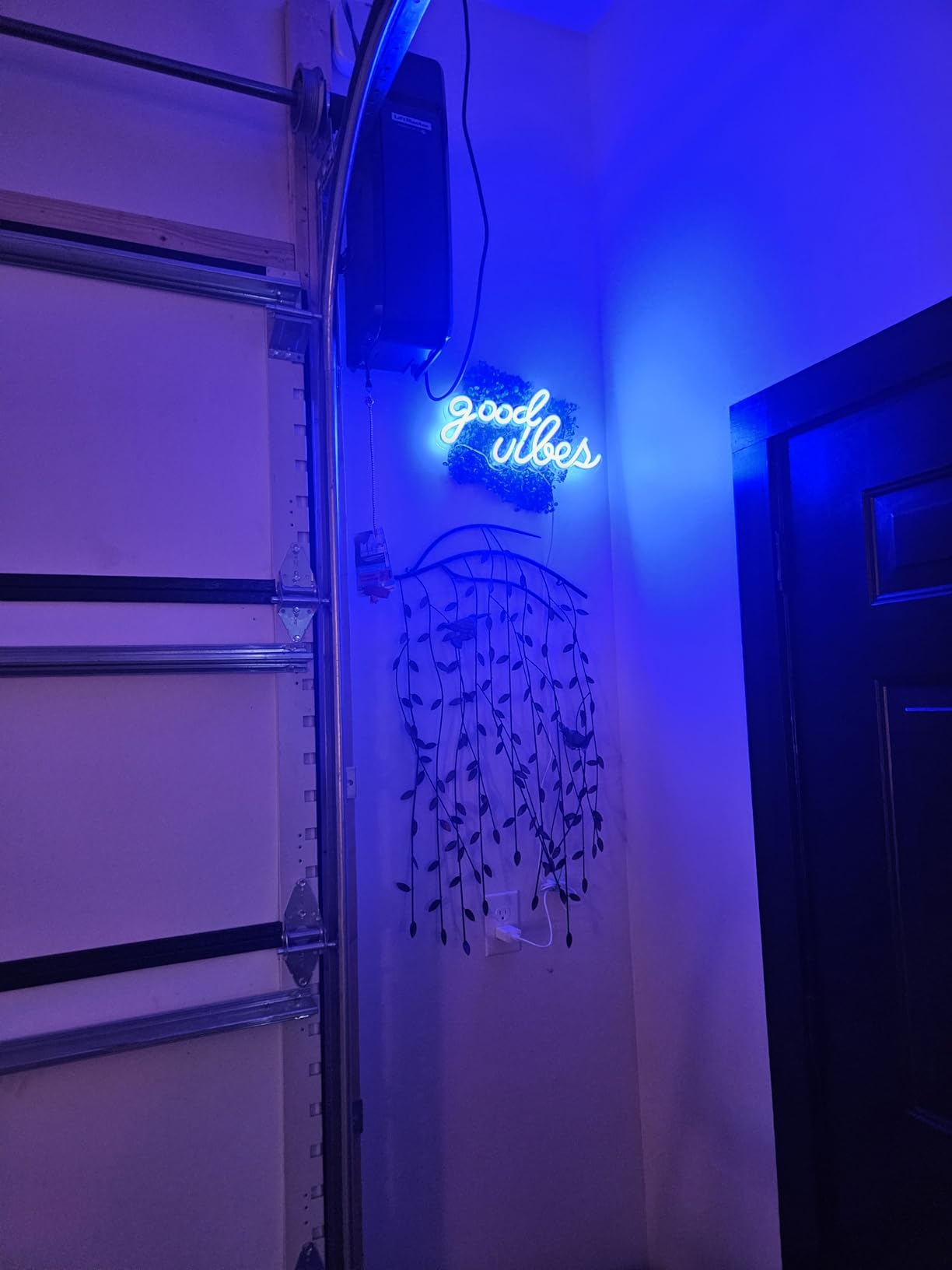 Olekki Pink Good Vibes Neon Sign - Neon Lights for Bedroom, LED Neon Signs for Wall Decor (16.1 x 8.3 inch) customer photo 2