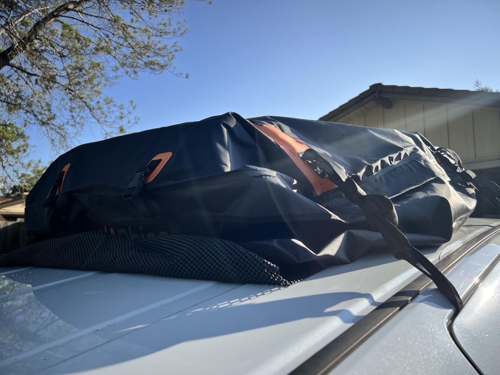 Car Roof Bag - Car Rooftop Cargo Carrier Bag - 19 Cubic Ft Waterproof Roof Rack Cargo Carrier, Includes Anti-Slip Mat, 4 Door Hooks, Reinforced Zipper/Buckle, with or Without Rack customer photo 1