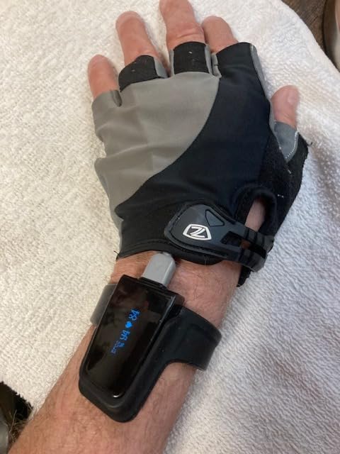 Wellue O2 Pulse Oximeter with Smart Reminder | Blood Oxygen Saturation Monitor for SpO2 and Heart Rate Tracking Continuously, Bluetooth Finger Ring with Free APP &PC Report, Style 1 customer photo 2