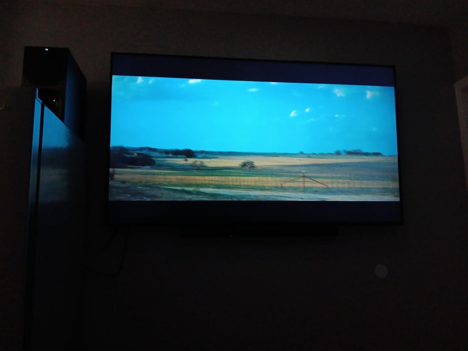 Sony HT-S40R 5.1ch Home Theater Soundbar System customer photo 2