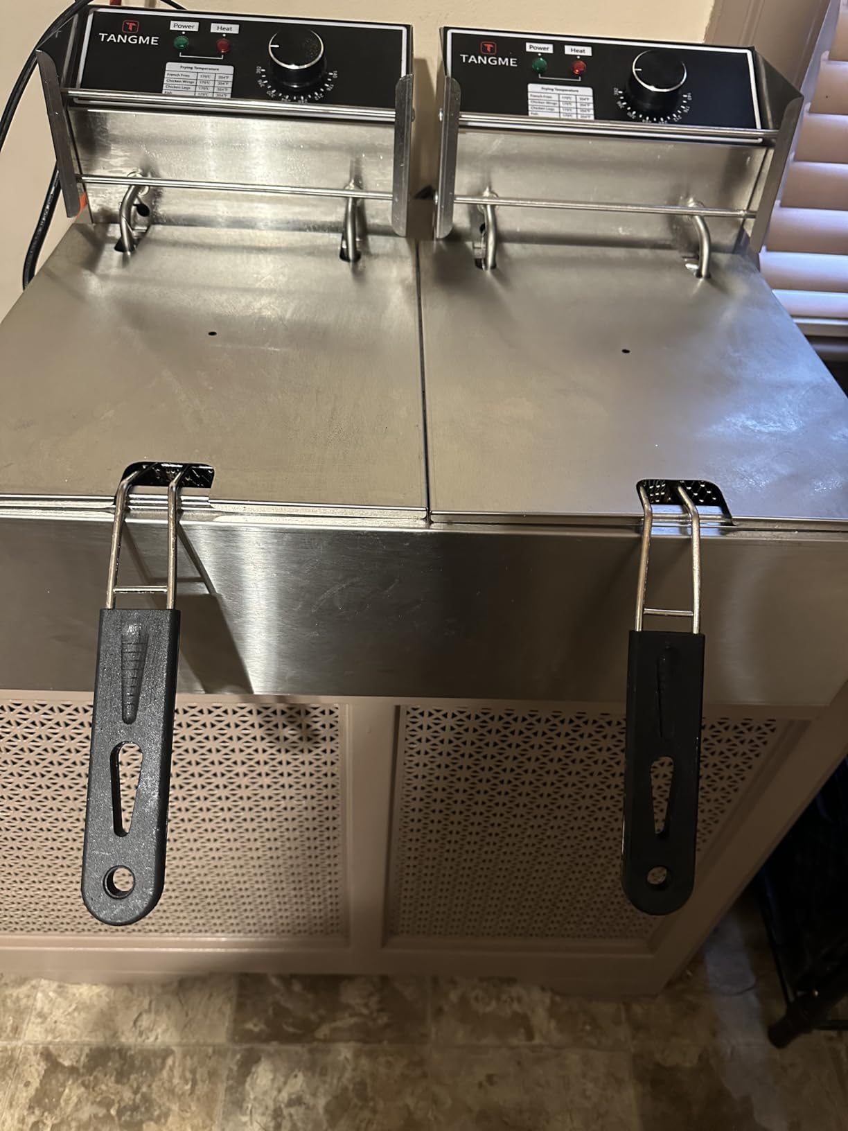 Commercial Deep Fryer, 3400W Electric Deep Fryers with 2x6.35QT Baskets | 0.8mm Thickened Stainless Steel Countertop Oil Fryer 20.7QT Large Capacity with Lids Temperature Controller (12L) customer photo 2