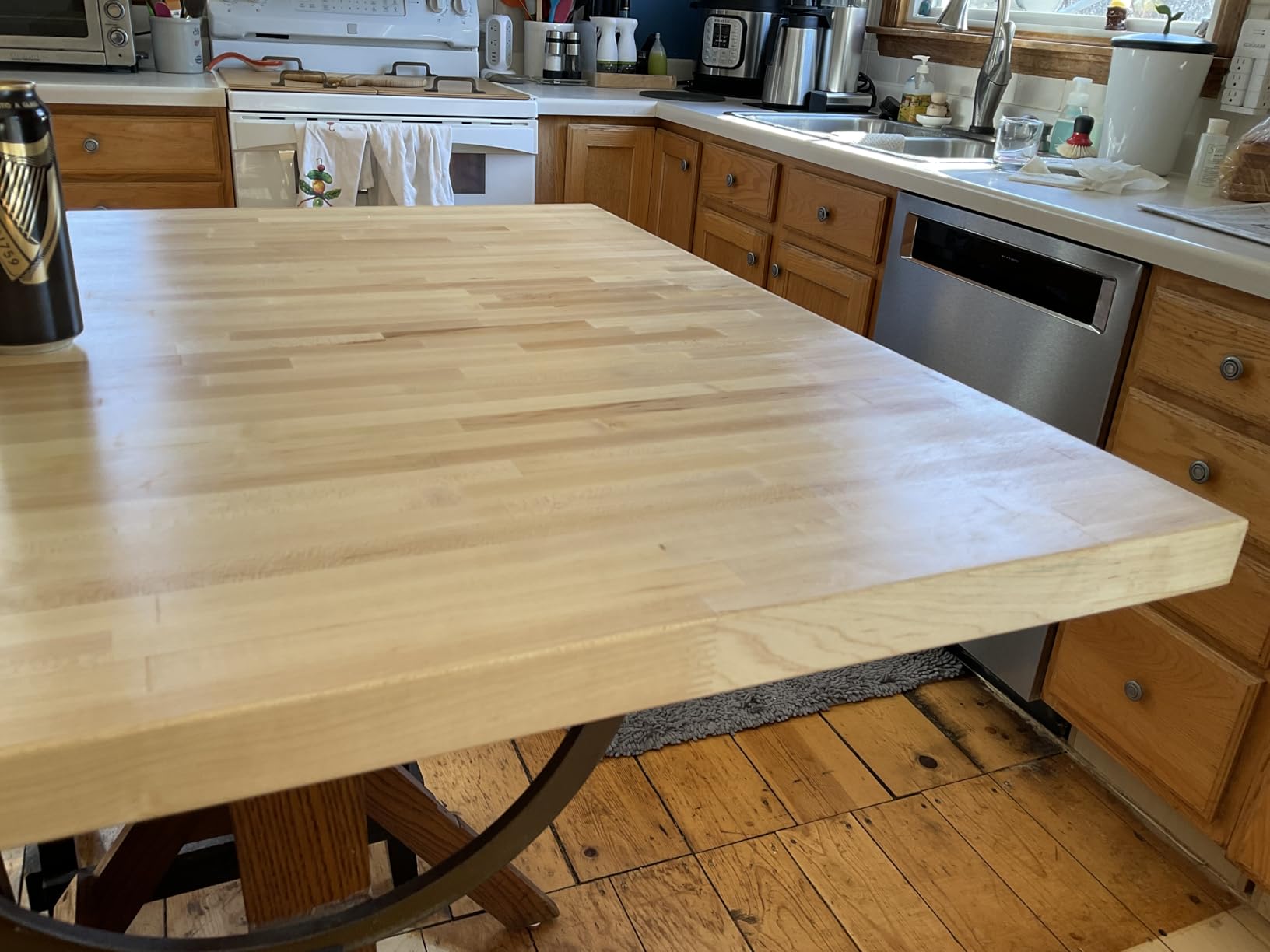 CONSDAN Butcher Block Counter Top, USA Grown Hard Maple Solid Hardwood Countertop, Washer/Laundry Countertop, Table Top, Polished, Prefinished with Food-safe Oil, 1.5