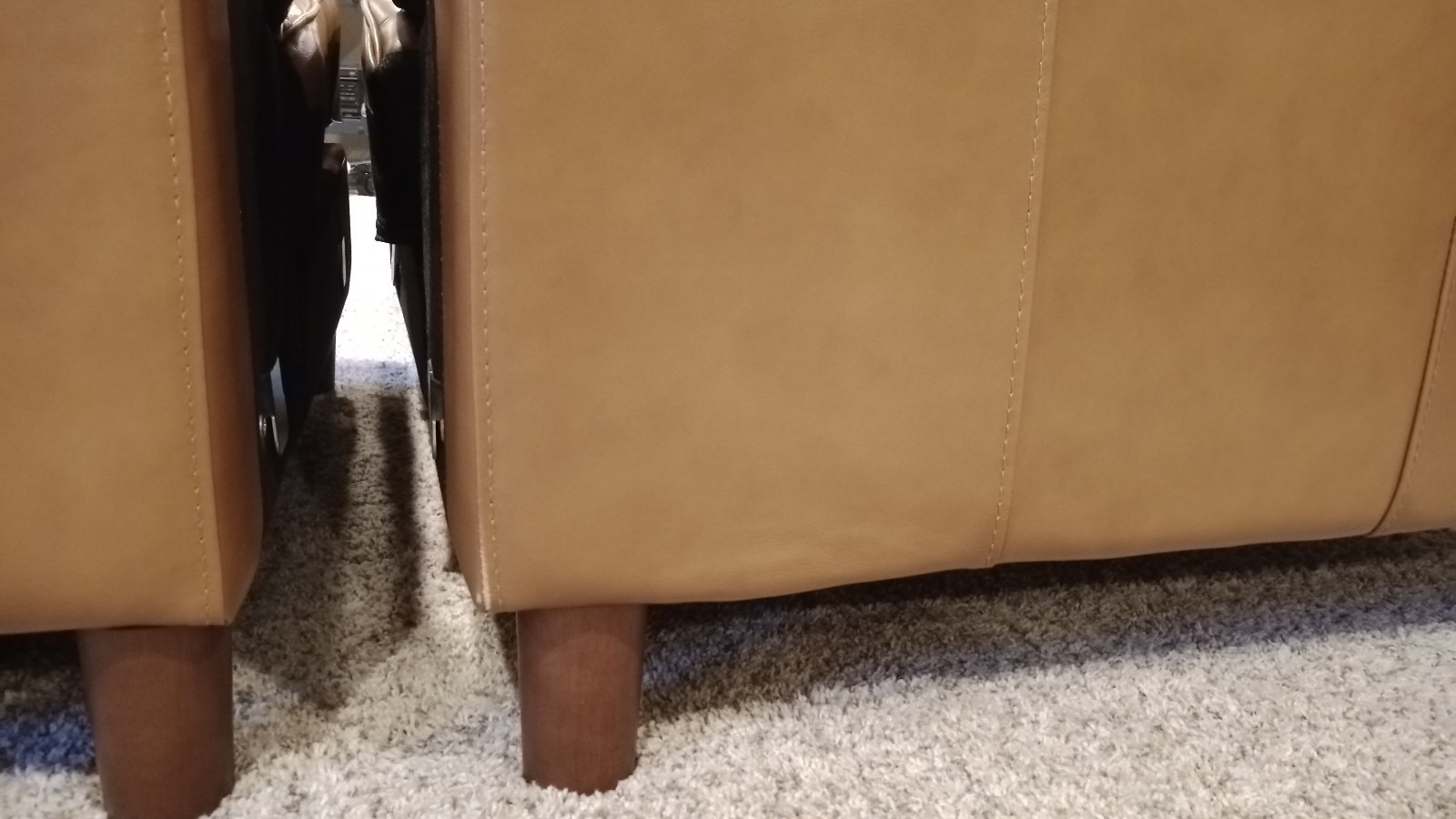 Hydeline Bella Top Grain Leather Sectional (L-Shape, Cognac), Feather Down, Memory Foam and Springs Seating customer photo 2