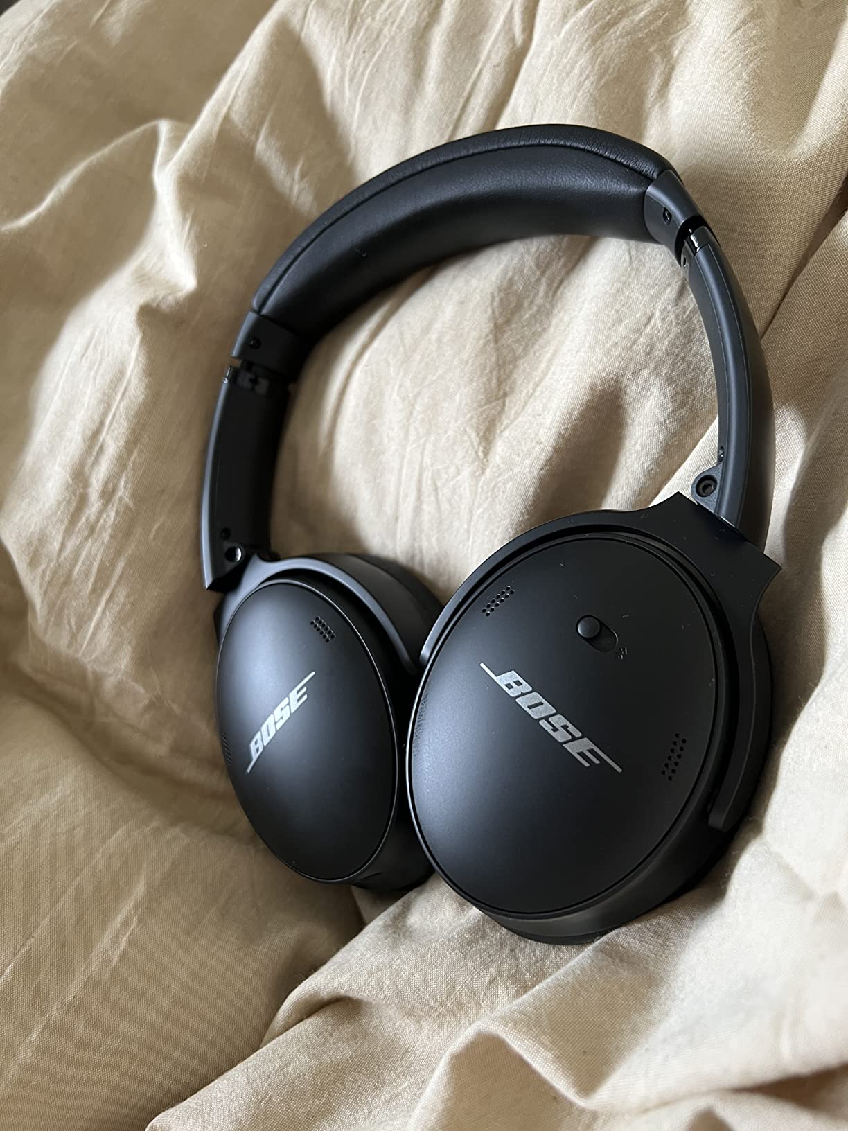Bose QuietComfort 45 Bluetooth Wireless Noise Cancelling Headphones - Triple Black customer photo 1