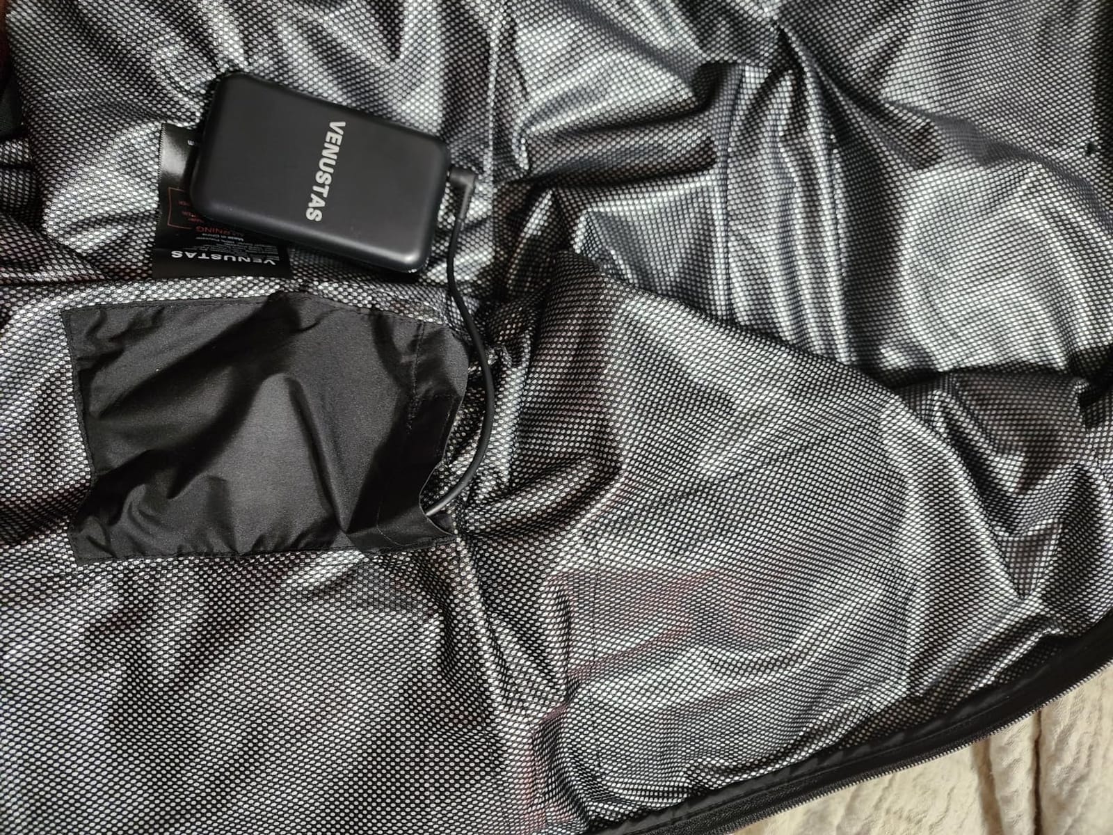 Venustas Unisex Dual-Control Heated Jacket, Water-resistant Heated Coat for Women and Men with Battery Included customer photo 1