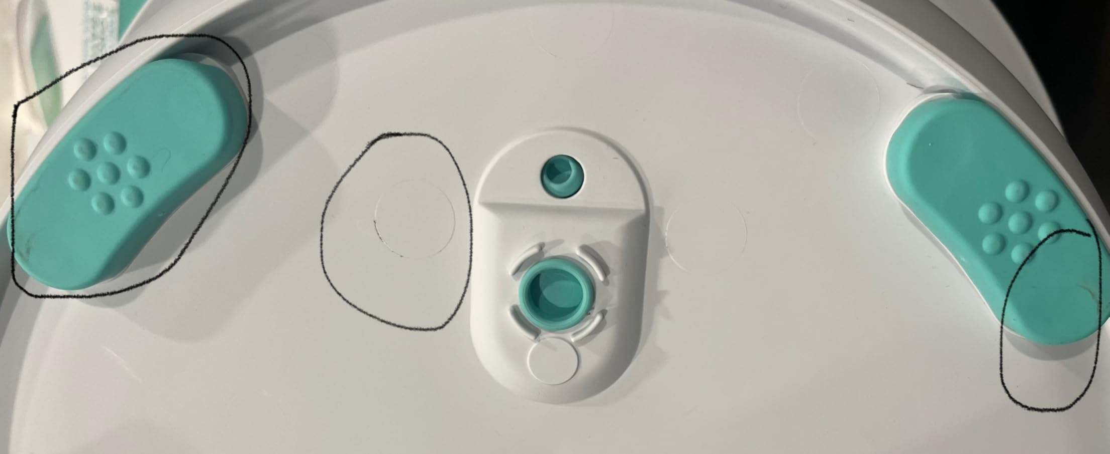Frida Baby 4-in-1 Grow-with-Me Baby Bathtub, Baby Tub for Newborns to Toddler with Removable Bath Seat & Backrest for Bath Support in Tub customer photo 1