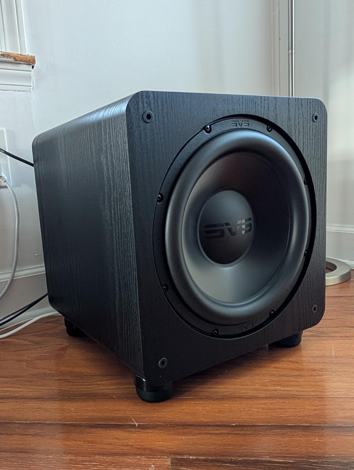 Polk Audio Signature Elite ES20 Bookshelf Speaker Pair (Walnut) customer photo 2