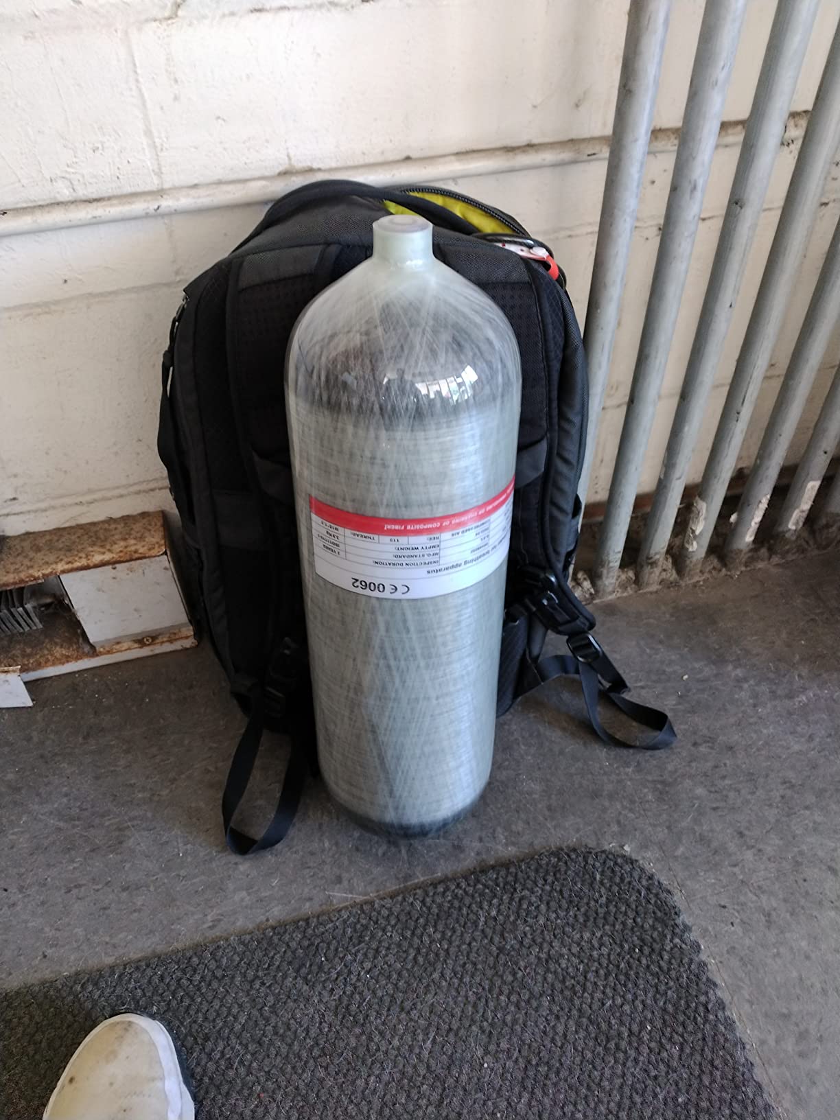 TUXING 4500Psi Carbon Fiber Scuba Tank (NOT DOT) 6.8L 414Cu in 6800CC High Pressure Composite Cylinder, Diving Tank customer photo 1