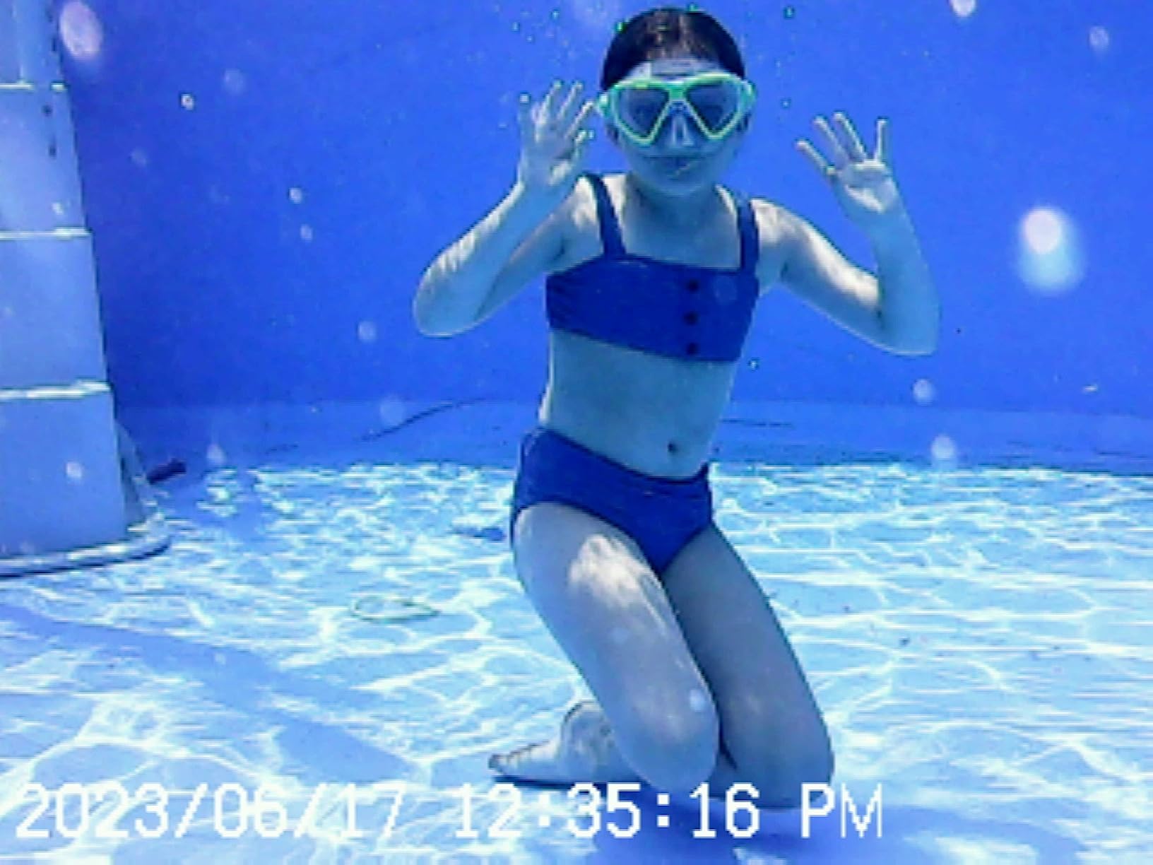 Pool Toy & Kids Underwater Camera - 99FT Waterproof Kid Action Camera 1080P Video & 20MP Photo with Flip Lens, Includes 32GB Card for Diving Swimming Beach Snorkeling, Birthday Gift for Girls - GKTZ customer photo 2