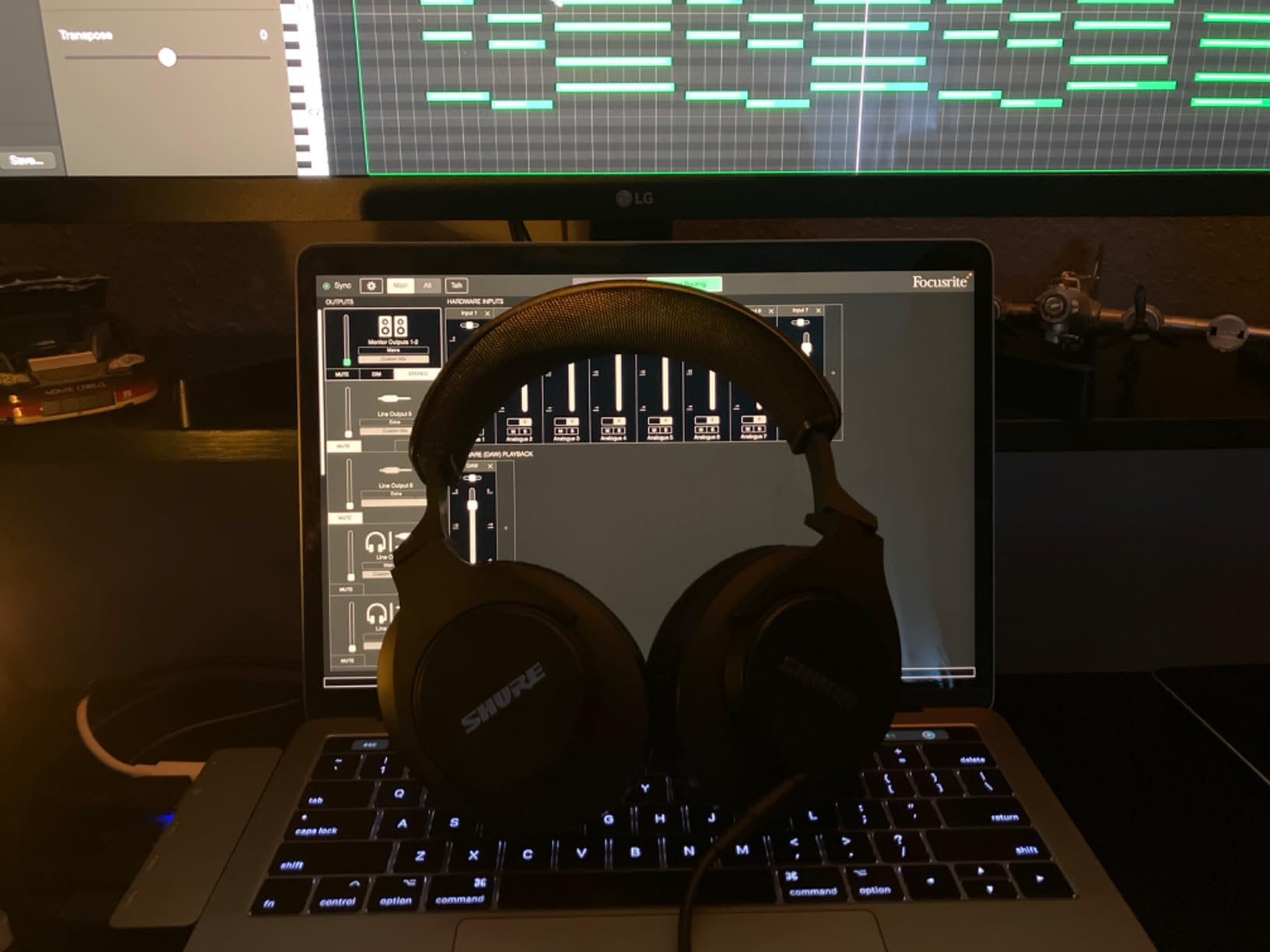 Shure SRH440A Over-Ear Wired Studio Headphones customer photo 1