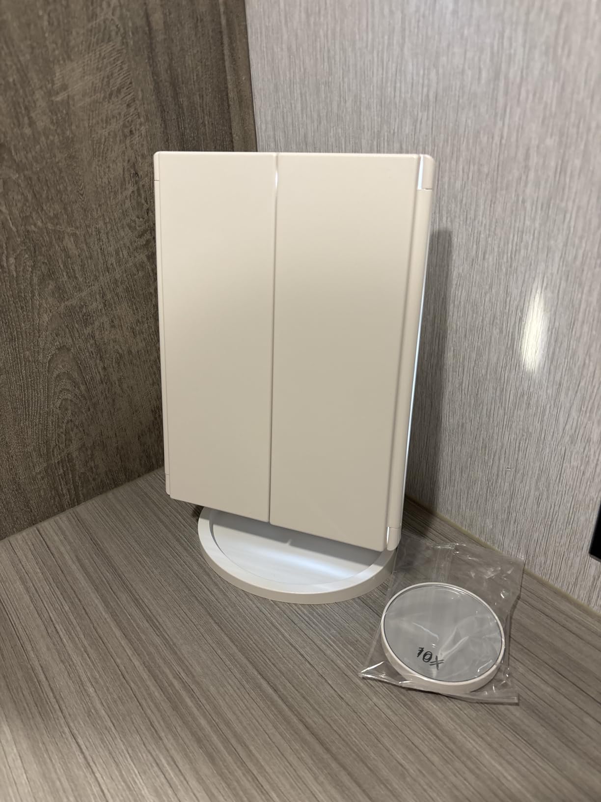 HUONUL 2X/3X/10X Magnifying Vanity Mirror with Light, Trifold Makeup Mirror | Touch Dimming, Dual Power, Clear View for Makeup, Skincare. Dorm Room Essentials. Birthday Gifts for Women, Mom, Wife, Girls customer photo 1