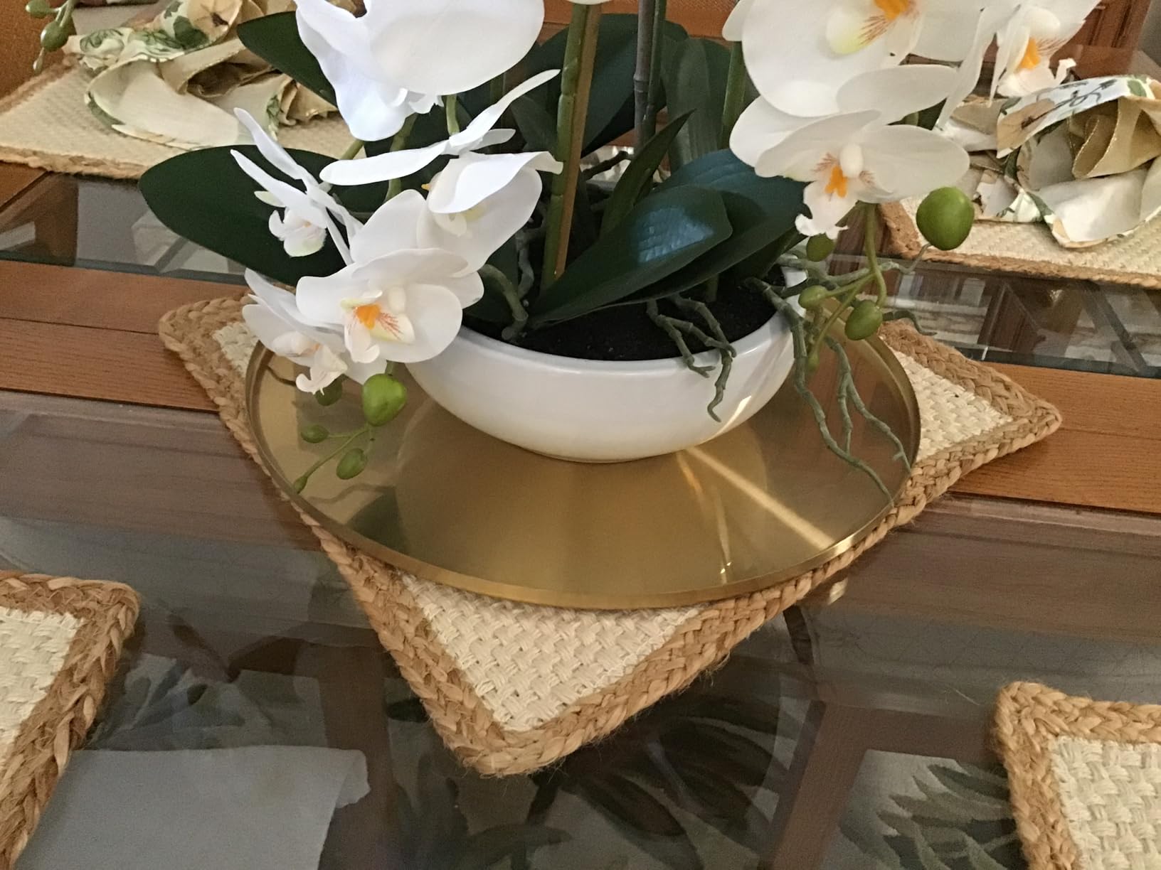 FREELOVE 12 Inch Brushed Gold Round Tray, Stainless Steel Brass Decorative Tray for Coffee Table, Vanity, Bathroom Counter, Dresser, Candles, Perfume, Jewelry and Bar Cart Decor customer photo 2