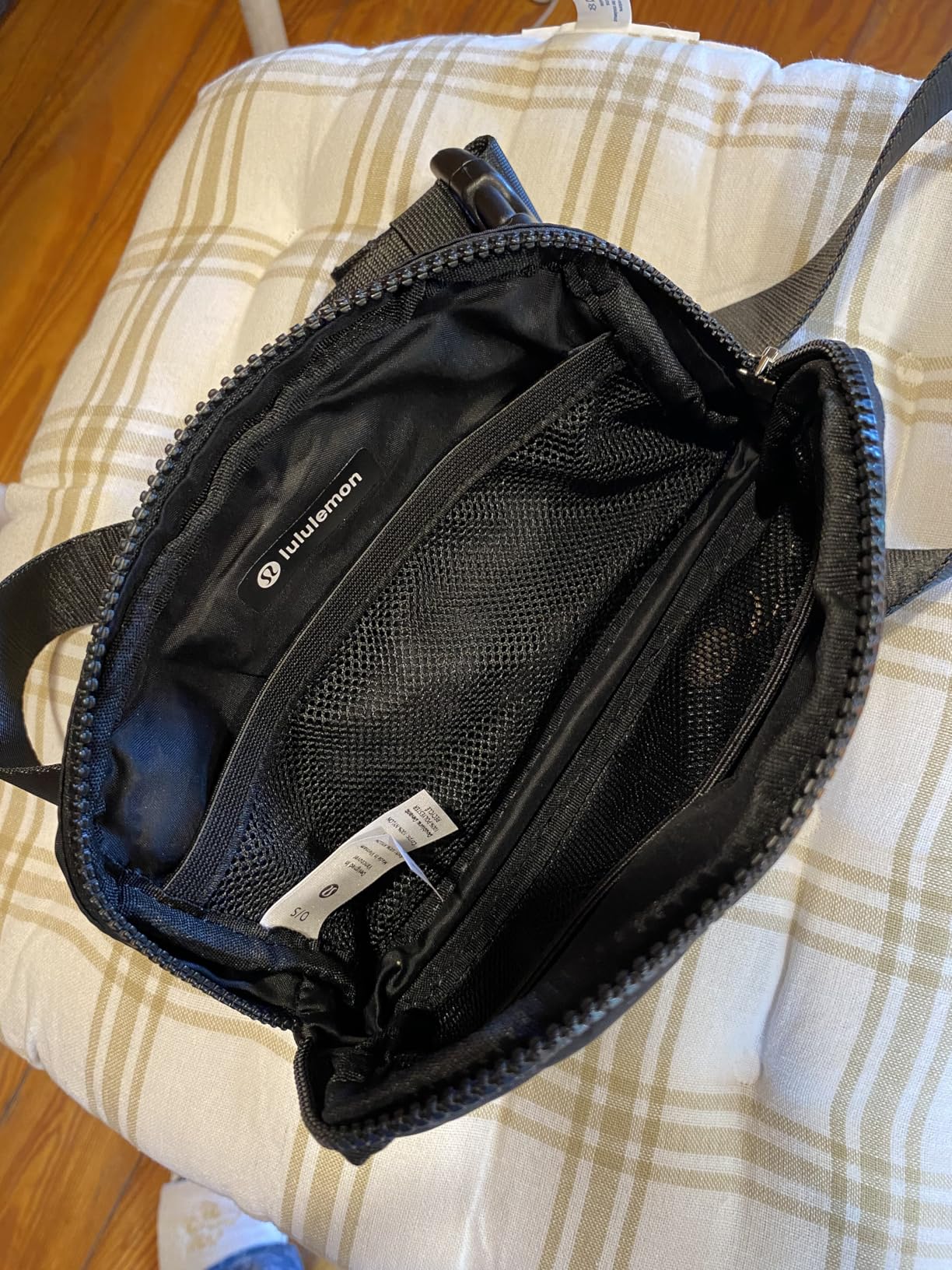 Lululemon Athletica Everywhere Belt Bag 1L (Asphalt Grey) customer photo 2