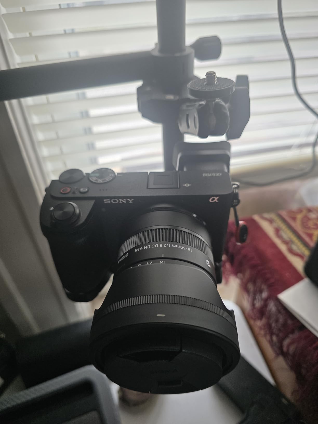 Sigma 18-50mm F2.8 DC DN Contemporary Zoom Lens for Sony E Mount, Black customer photo 1