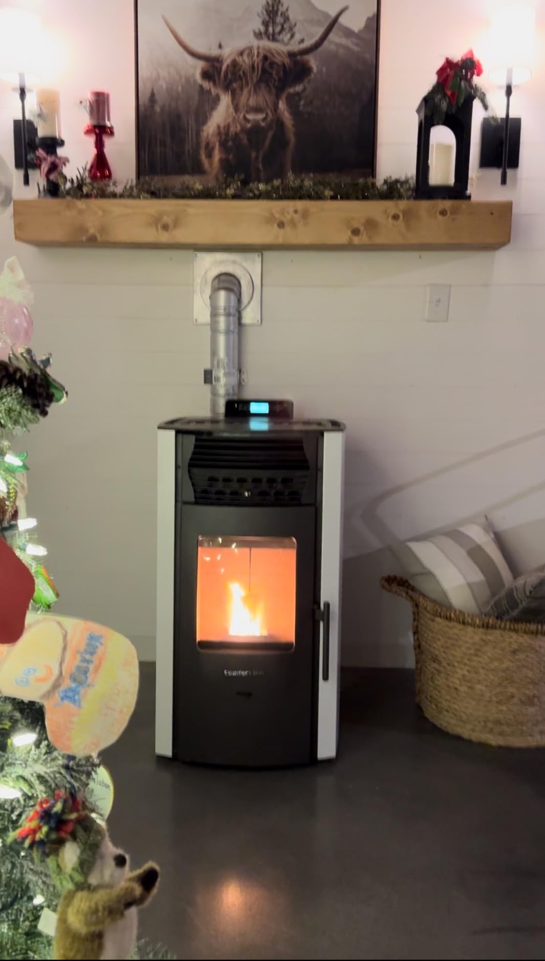 HP50S Small Wood Pellet Stove Compact Heats 2,200 ft² 47 lb Hopper Arctic White customer photo 2