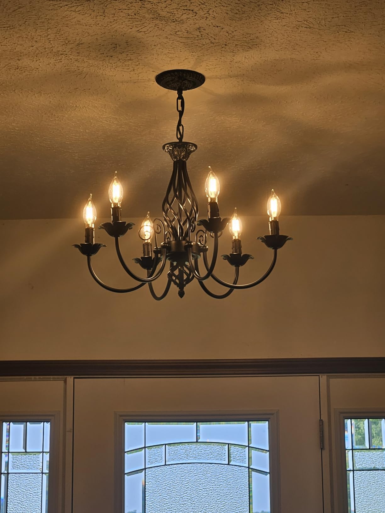 VerRon 22 inch Matte Black 6-Light Farmhouse Candle Chandelier for Dining Room | Rustic Industrial Pendant Ceiling Light Fixture, Vintage Hanging Lamp for Living Room Hallway Kitchen Foyer, E12 Socket customer photo 1