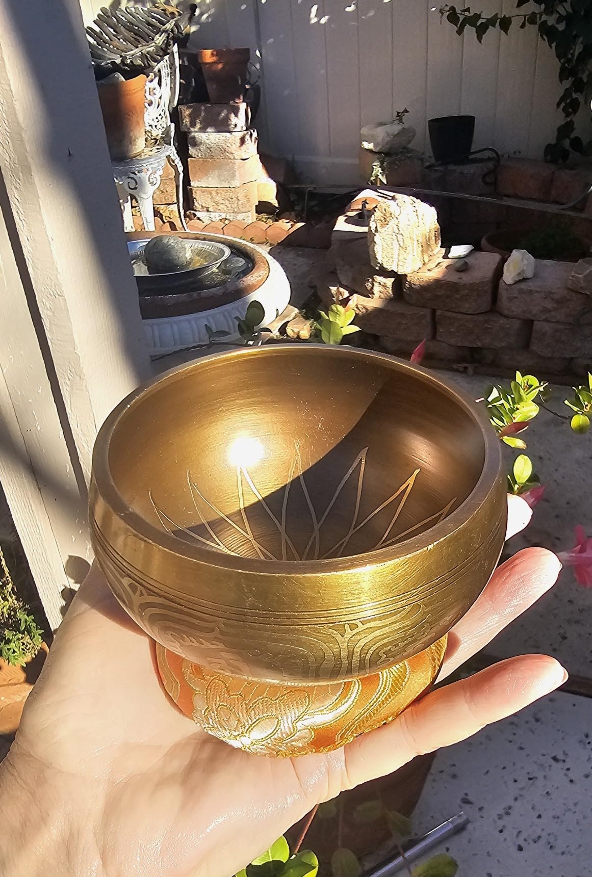 Relaehih Tibetan Singing Bowls, Meditation Chakra Sound Bowl Set | 4 Inch Authentic Nepal Singing Bowl, 100% Handmade Sound Bowl, Yoga Accessories, Stress Relief Tool & Unique Gifts for Women customer photo 2