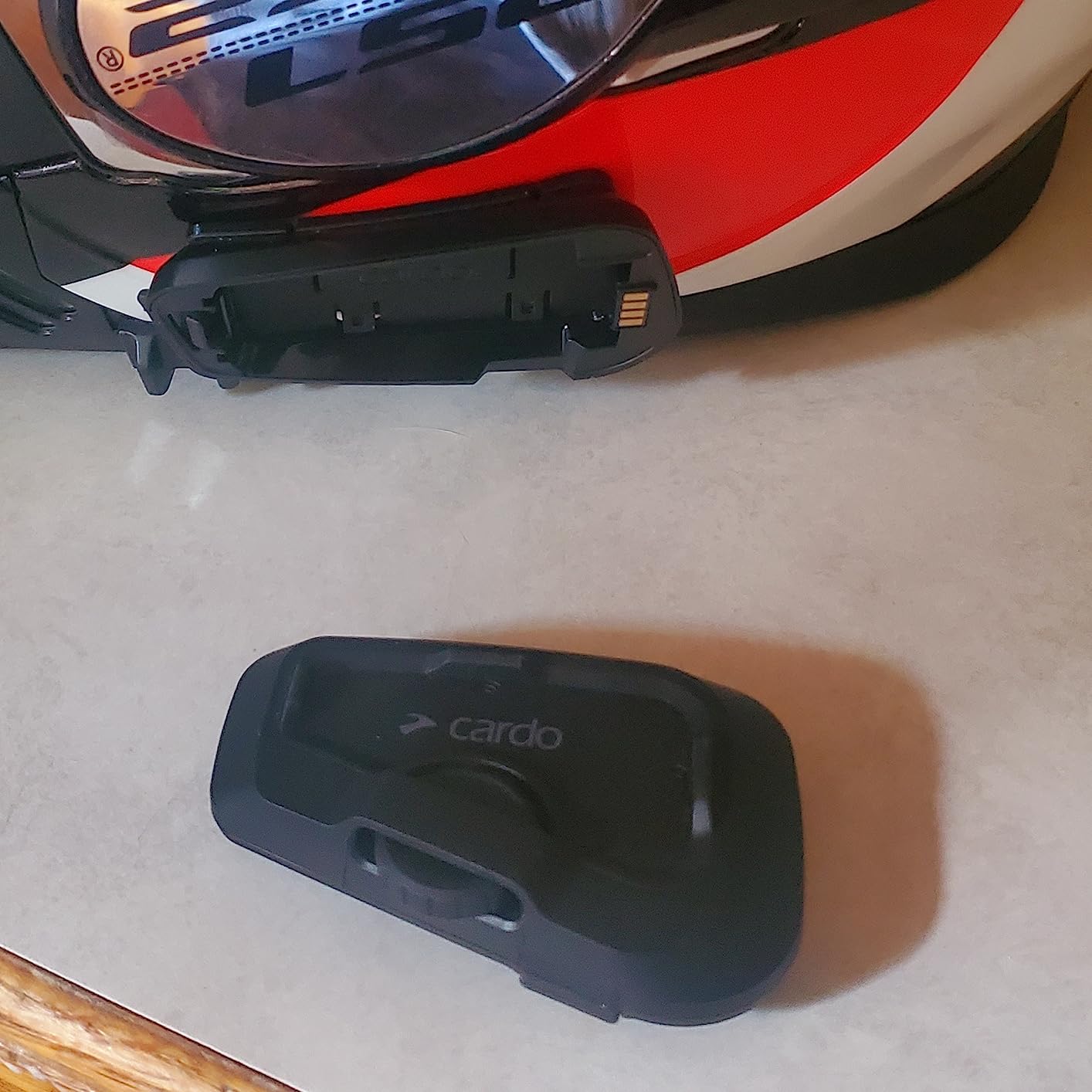 Cardo Systems FREECOM 2X Motorcycle 2-Way Helmet Bluetooth Communication System Headset Intercom, Universal Bluetooth Connectivity, Waterproof, 40mm Speakers - Single Pack customer photo 2