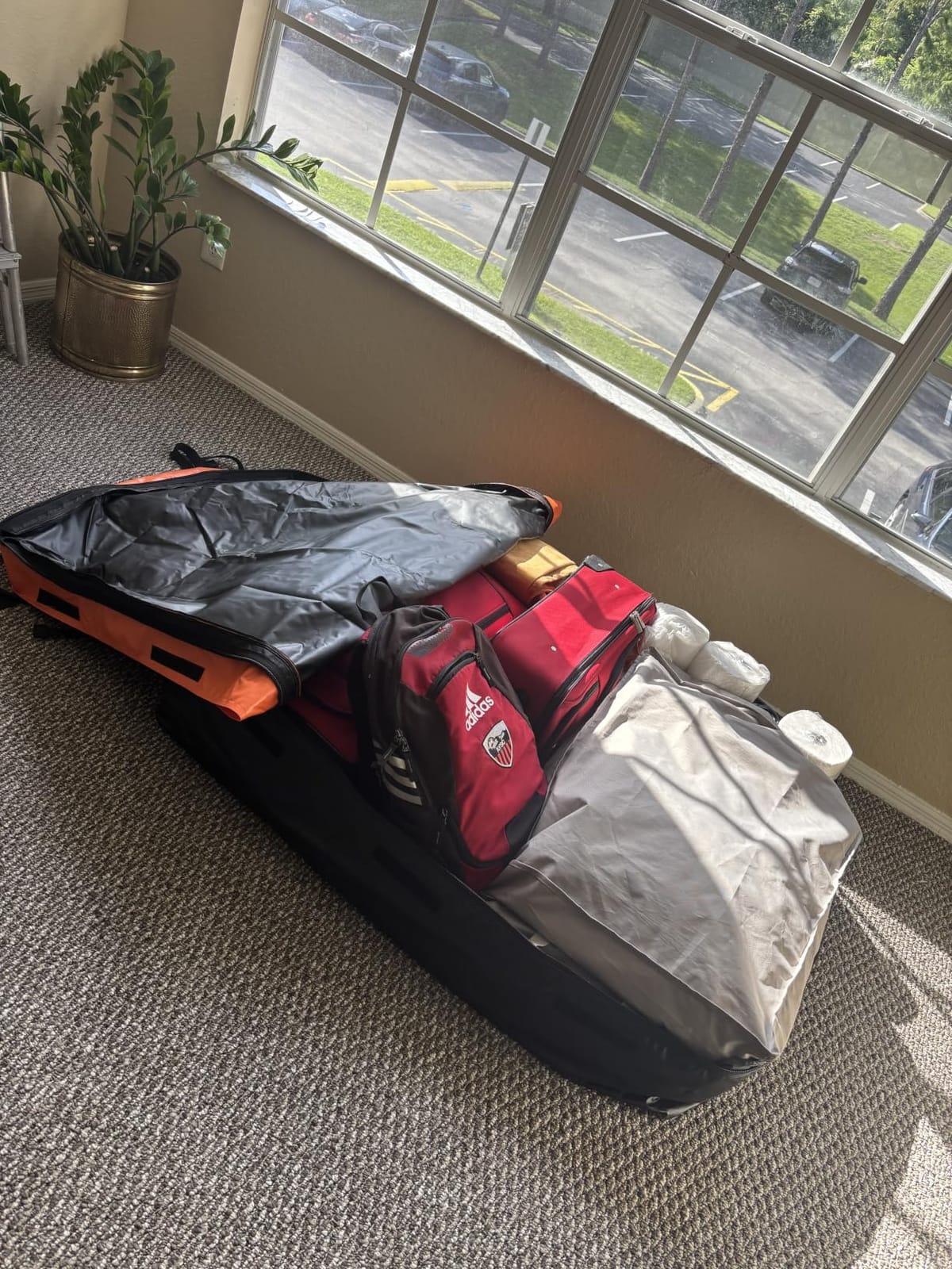 Car Rooftop Cargo Carrier Bag, 15 Cubic Feet Waterproof Heavy Duty 840D Car Roof Bag for All Vehicle with/Without Racks - Anti-Slip Mat, 6 Door Hooks, Storage Bag, 2 Extra Straps, Luggage Lock customer photo 1