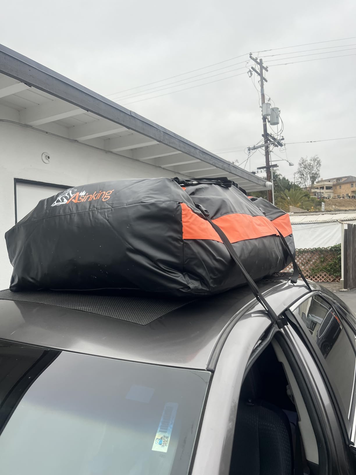 Car Rooftop Cargo Carrier Bag, 15 Cubic Feet Waterproof Heavy Duty 840D Car Roof Bag for All Vehicle with/Without Racks - Anti-Slip Mat, 6 Door Hooks, Storage Bag, 2 Extra Straps, Luggage Lock customer photo 2