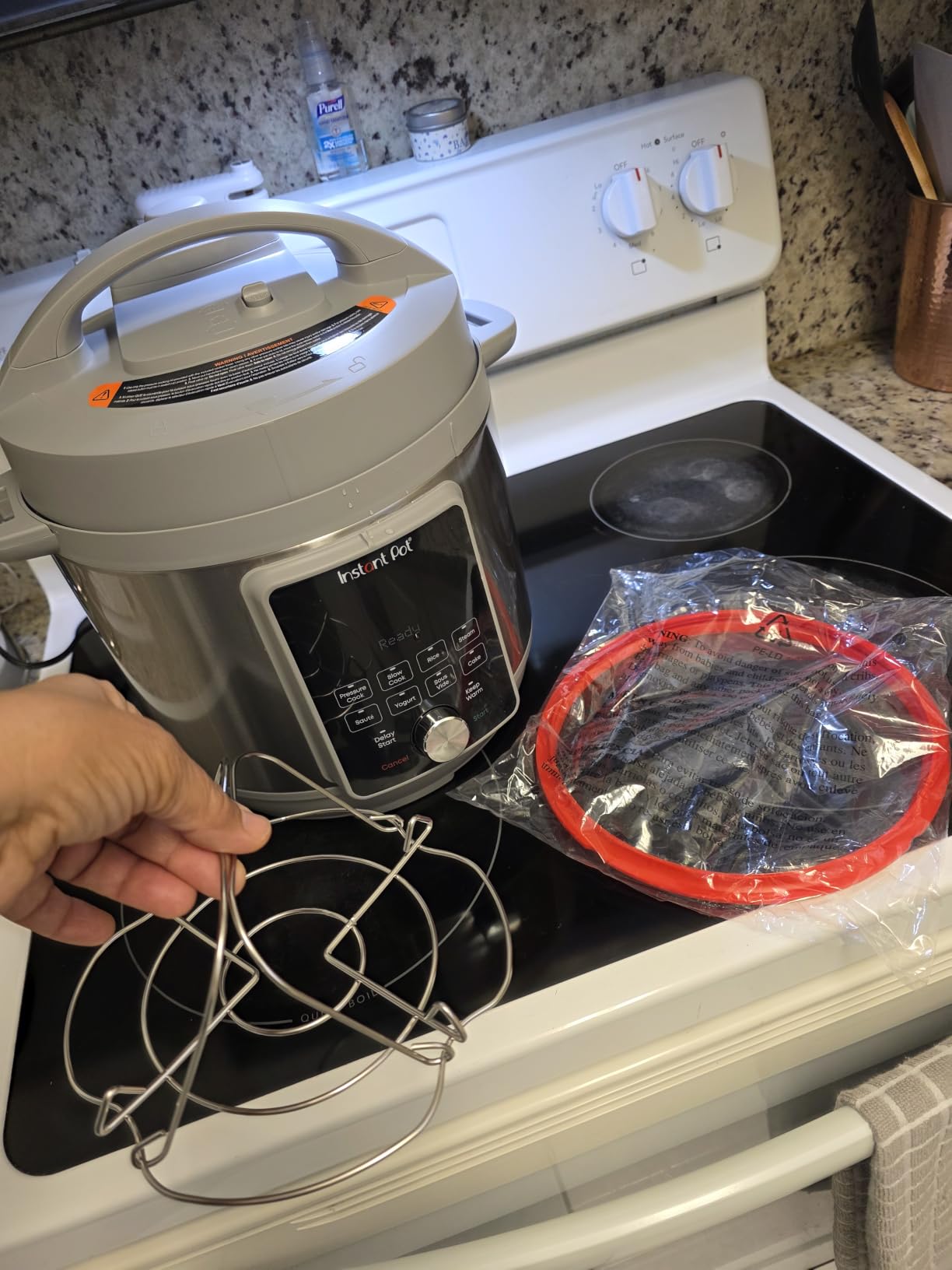 Instant Pot, 6-Quart Whisper Quiet 9-in-1 Electric Pressure Cooker, Slow Rice Steamer, Sauté, Yogurt Maker, Warmer & Sterilizer, Free App with 800+ Recipes, Stainless Steel customer photo 1