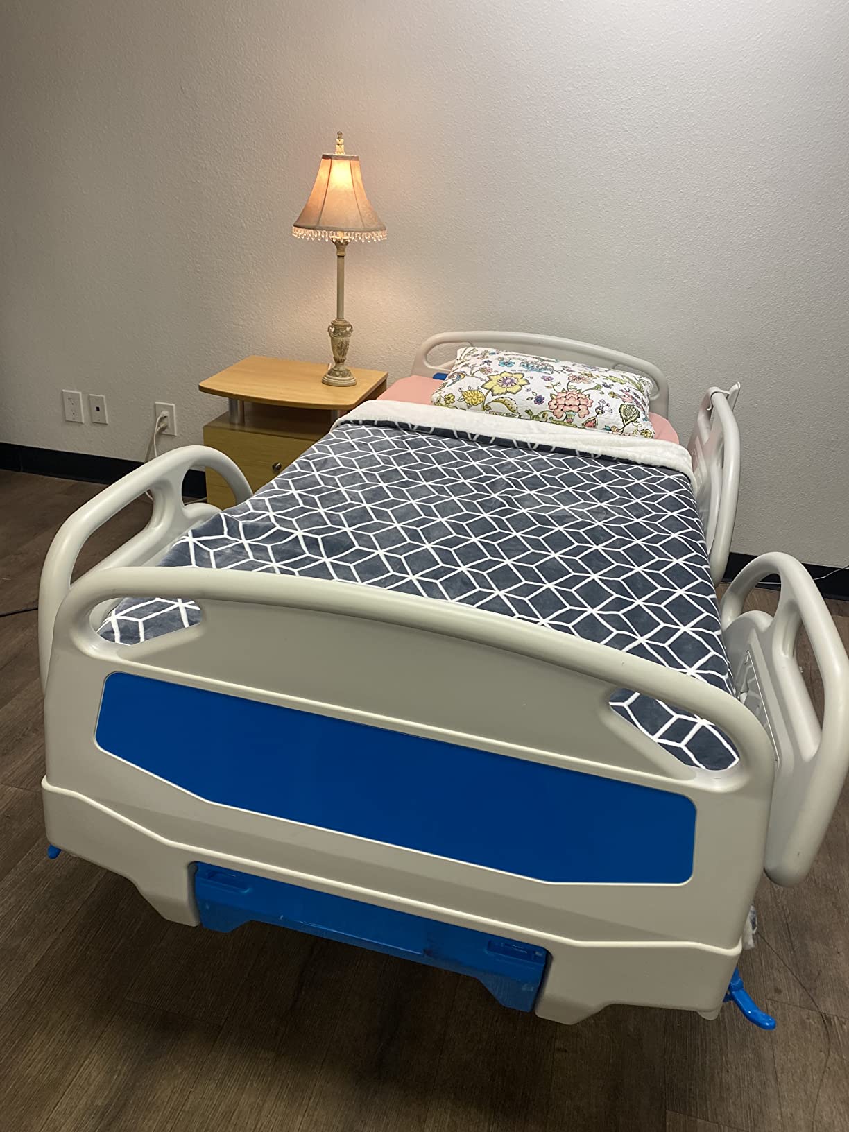 Point A PAM-5 Enhanced Full Electric ICU Hospital Bed for Home or Facility Use, 5.9