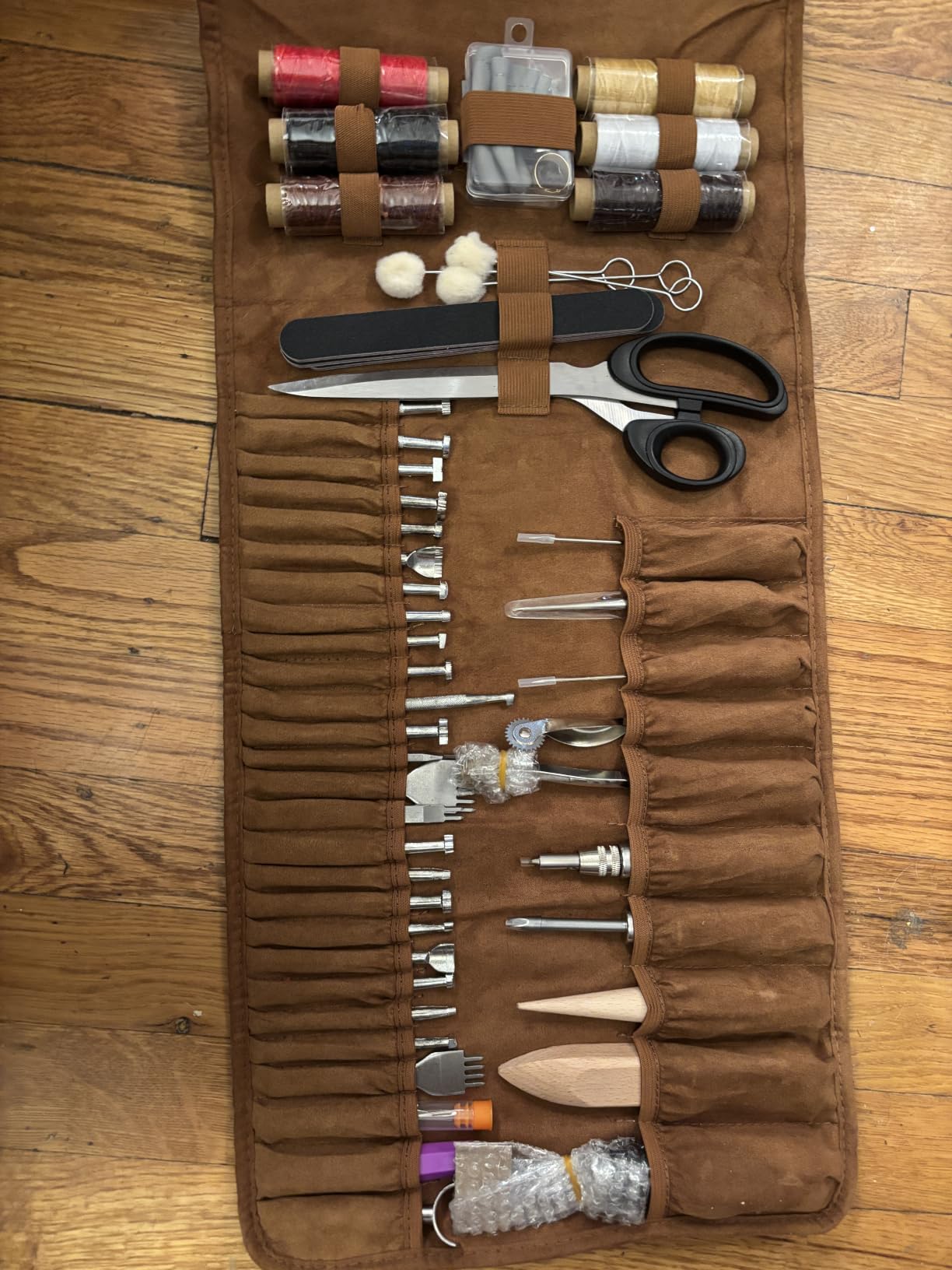 TLKKUE Leather Working Tools Leather Craft Tools for Carving Stamping | Sewing Punching Cutting with Custom Storage Bag Professional Tooling Kit for Crafting, Repair & DIY Projects customer photo 2