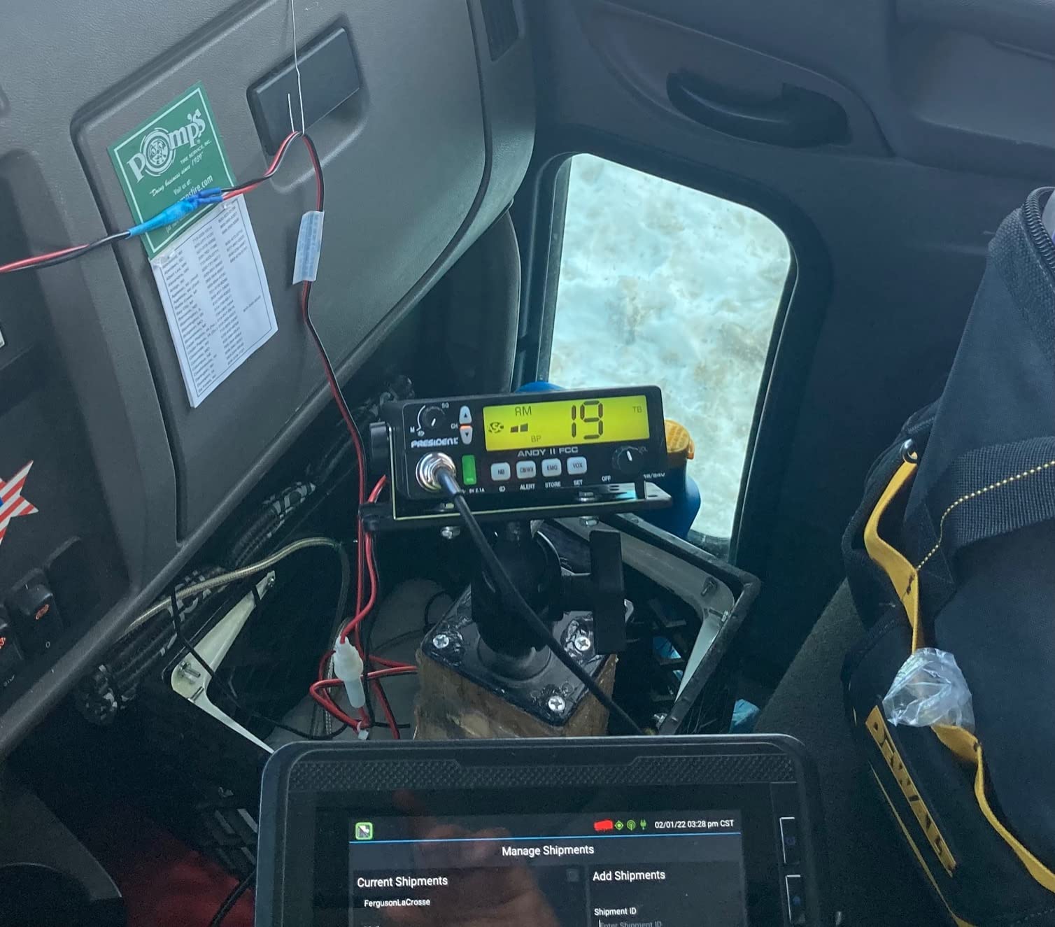 President Thomas FCC AM/FM CB Radio - 40 Channel, VOX Hands-Free, USB Port, ASC, Multi-Color LCD Display - 12/24V Compact Mobile Transceiver for Truckers & Off-Road Communication customer photo 1