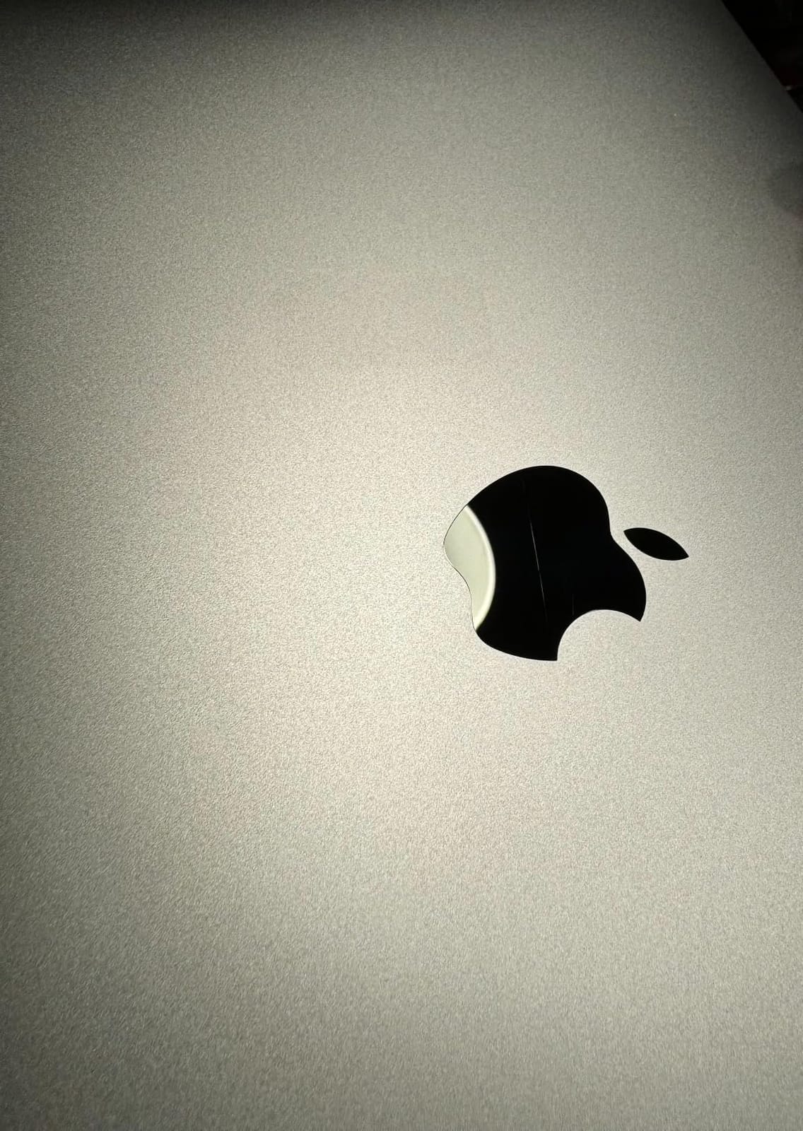 Late 2020 Apple MacBook Air with Apple M1 Chip (13.3 inch, 16GB RAM, 256GB SSD) Space Gray (Renewed) customer photo 1
