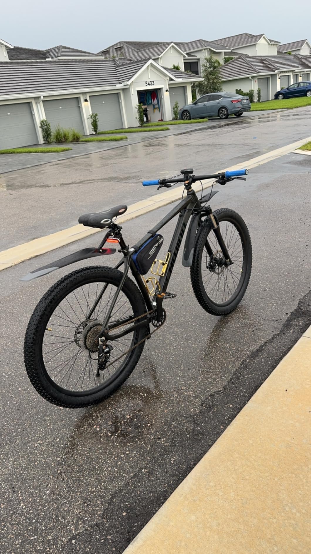 RBRL Bike Fender Adjustable Bicycle Mudguard, Quick Release Universal 24-29 inch Bicycle Fenders, Bike fenders for Ebike/Mountain Bike, Against Splashing Water and Dirt customer photo 2