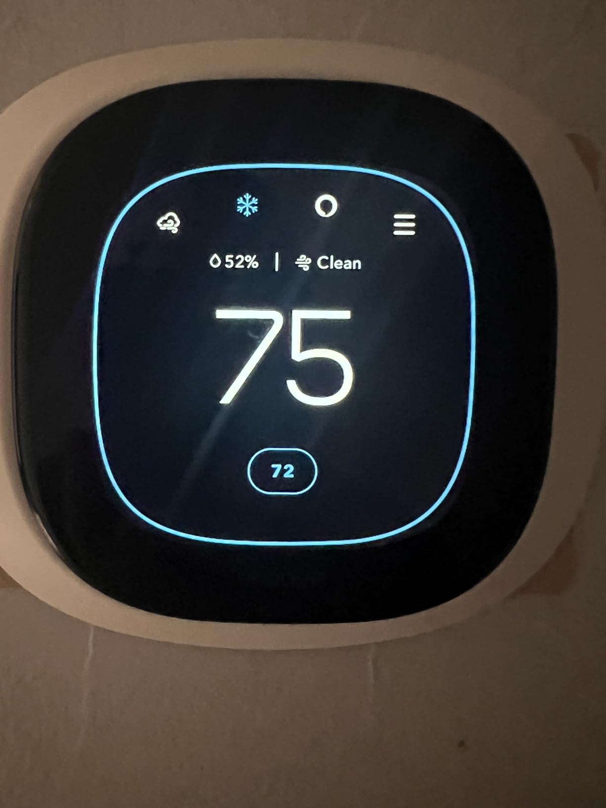ecobee Smart Thermostat Premium with Air Quality Monitor and Smart Sensor customer photo 1