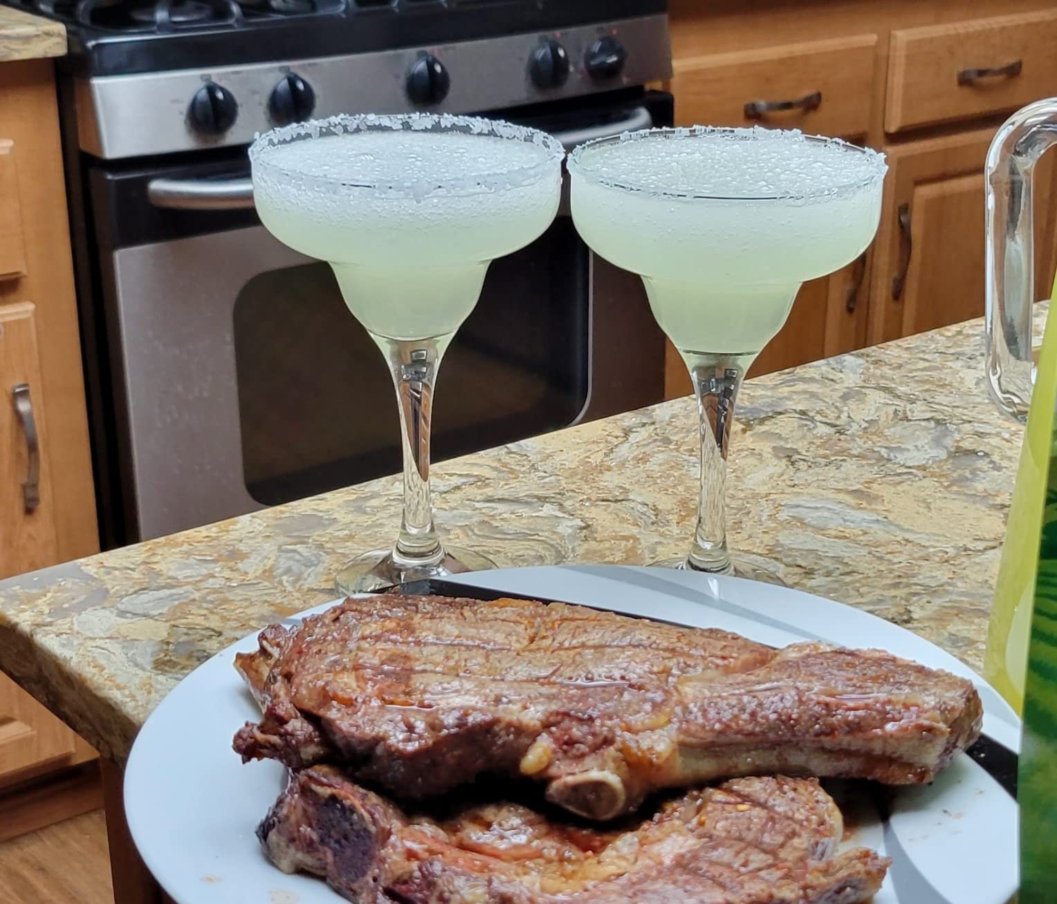 Glaver's Margarita Glasses Set Of 4, 10 oz. Bar Glasses for Cocktails, Martini, Margarita, Dessert, and Everyday Use Crystal Clear Classic Martini Glasses, Dishwasher safe customer photo 2